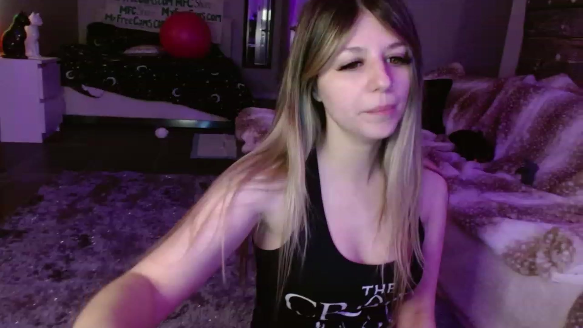 Gallery image thumbnail from Serafina's myfreecams stream on, 02/03/2024, 07:57 image 3 of 20
