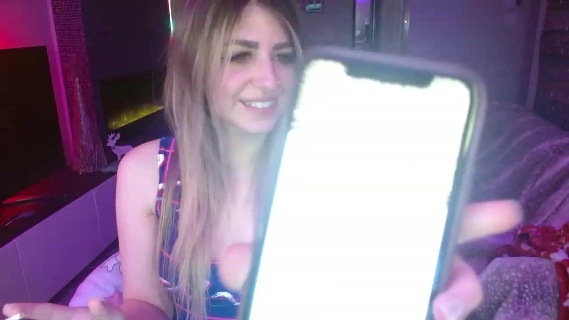 Gallery image thumbnail from Serafina's myfreecams stream on, 02/11/2024, 01:57 image 10 of 20