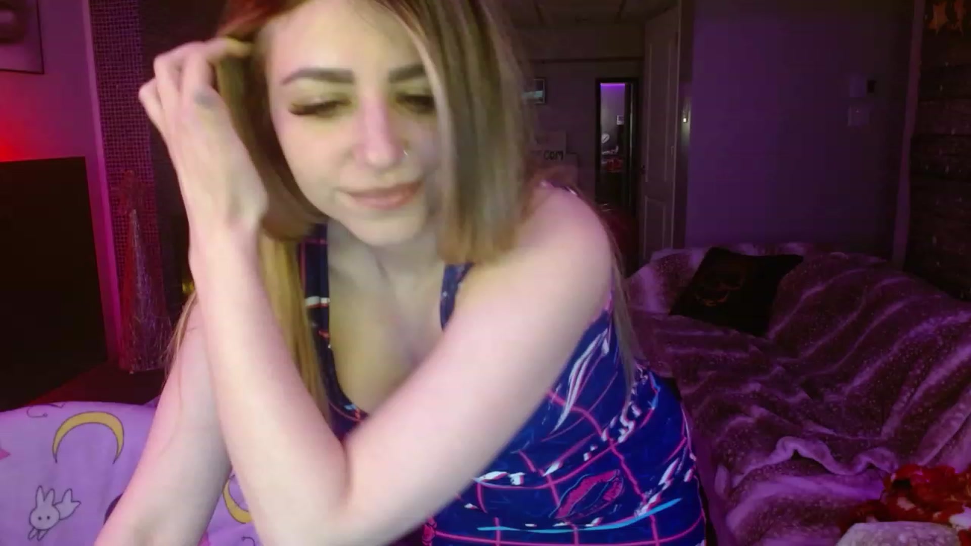 Gallery image thumbnail from Serafina's myfreecams stream on, 02/11/2024, 01:57 image 14 of 20