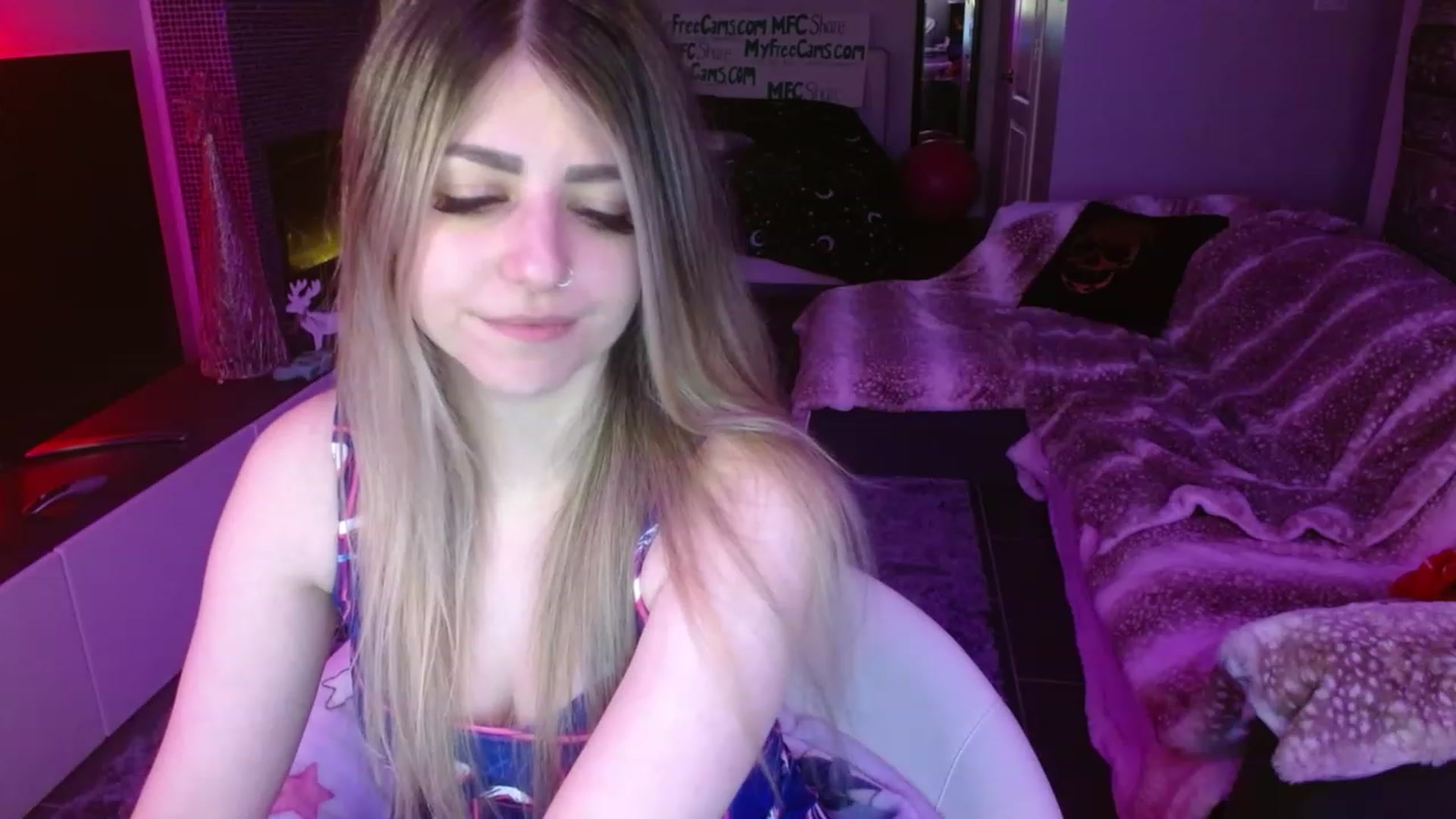 Gallery image thumbnail from Serafina's myfreecams stream on, 02/11/2024, 04:23 image 14 of 20