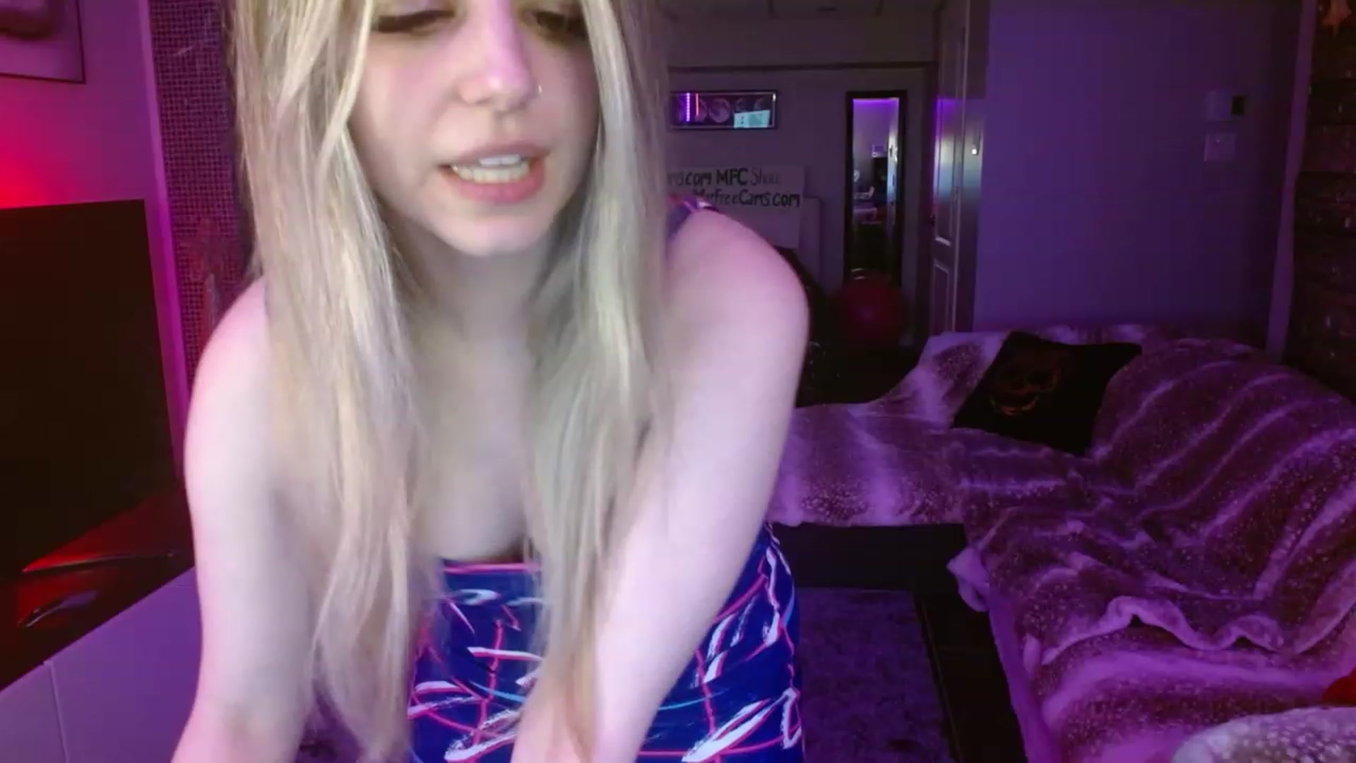 Gallery image thumbnail from Serafina's myfreecams stream on, 02/11/2024, 04:23 image 3 of 20