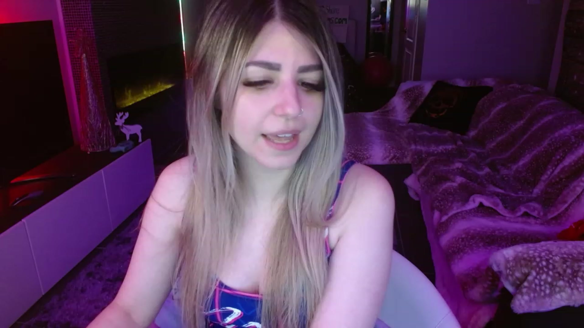 Gallery image thumbnail from Serafina's myfreecams stream on, 02/11/2024, 04:23 image 16 of 20