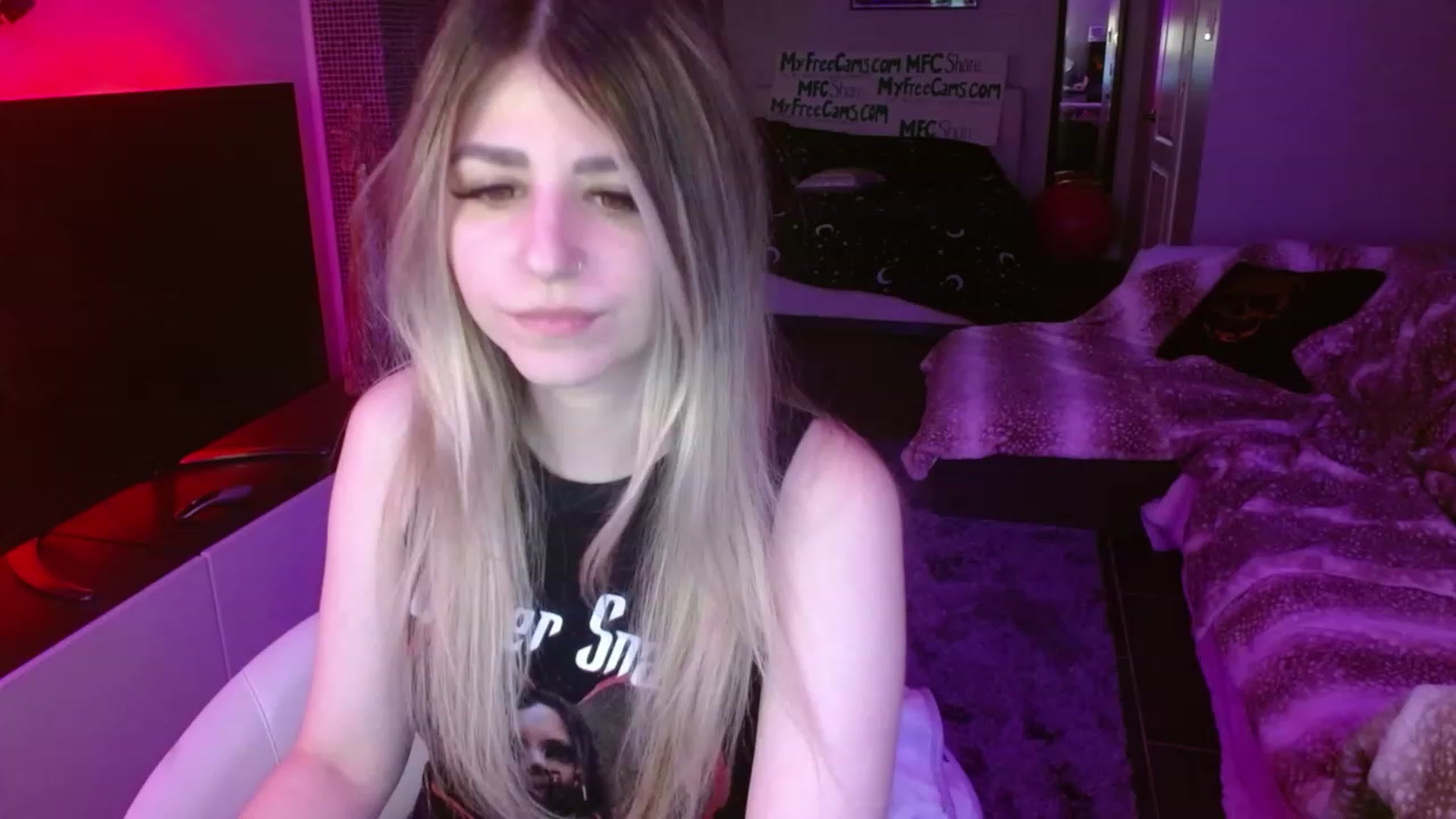 Gallery image thumbnail from Serafina's myfreecams stream on, 02/13/2024, 02:36 image 2 of 20
