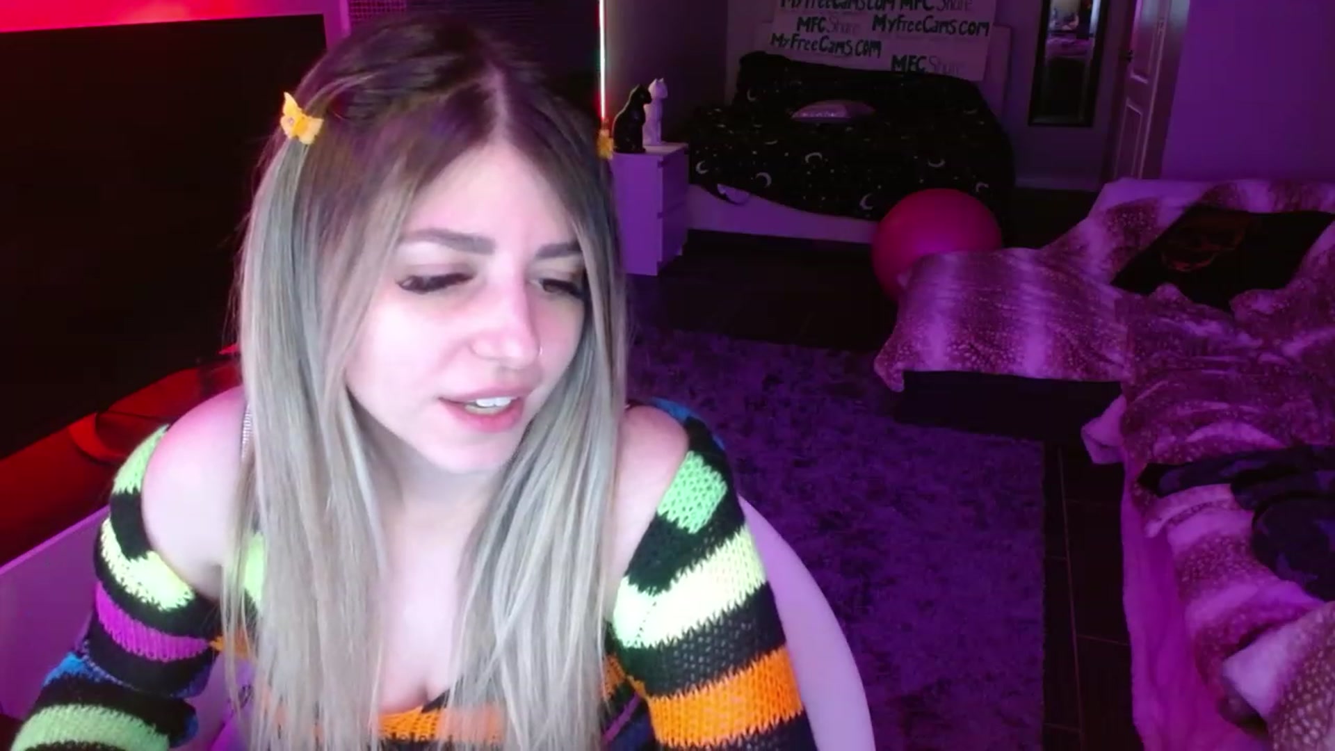 Gallery image thumbnail from Serafina's myfreecams stream on, 02/21/2024, 06:45 image 17 of 20