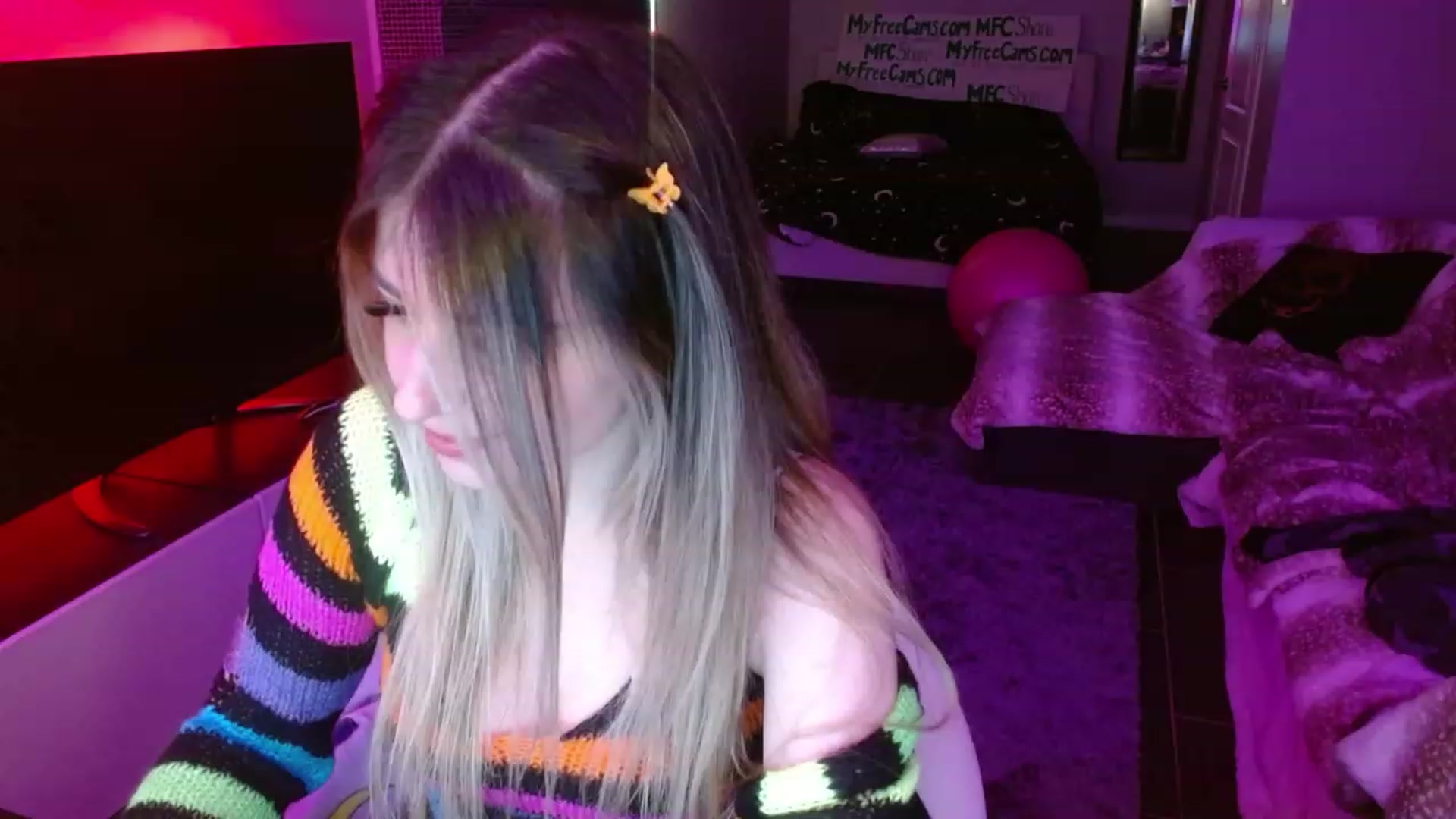 Gallery image thumbnail from Serafina's myfreecams stream on, 02/21/2024, 06:45 image 7 of 20