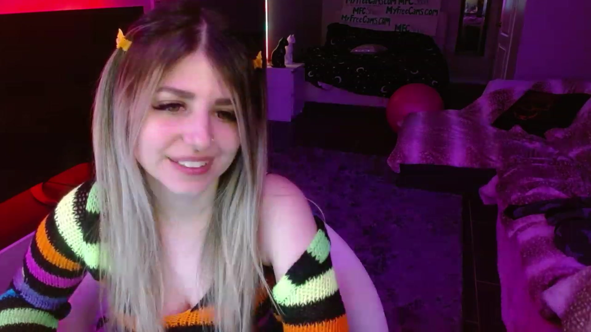 Gallery image thumbnail from Serafina's myfreecams stream on, 02/21/2024, 06:45 image 13 of 20