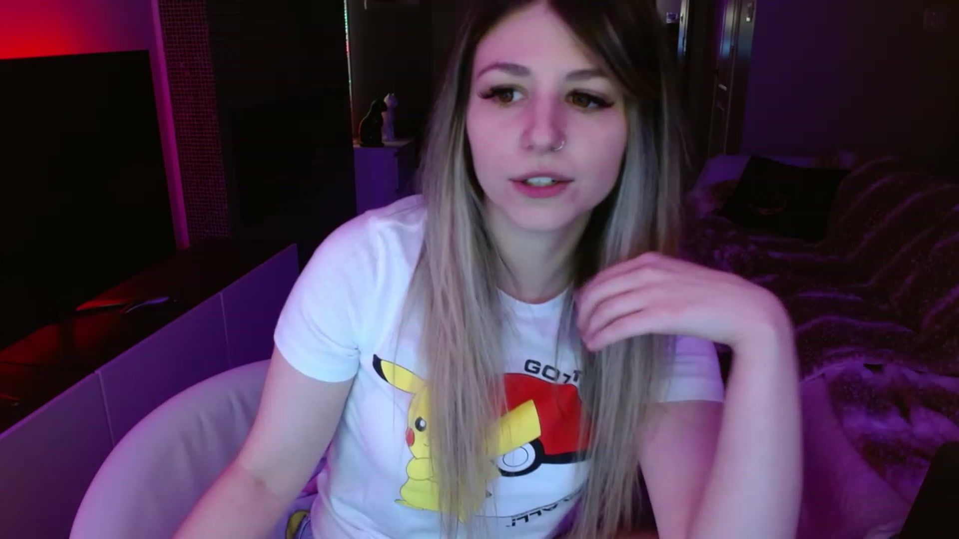 Gallery image thumbnail from Serafina's myfreecams stream on, 02/28/2024, 05:18 image 8 of 20