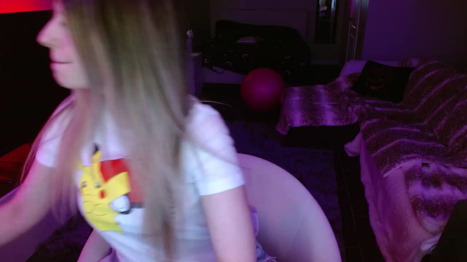 Gallery image thumbnail from Serafina's myfreecams stream on, 02/28/2024, 05:18 image 16 of 20