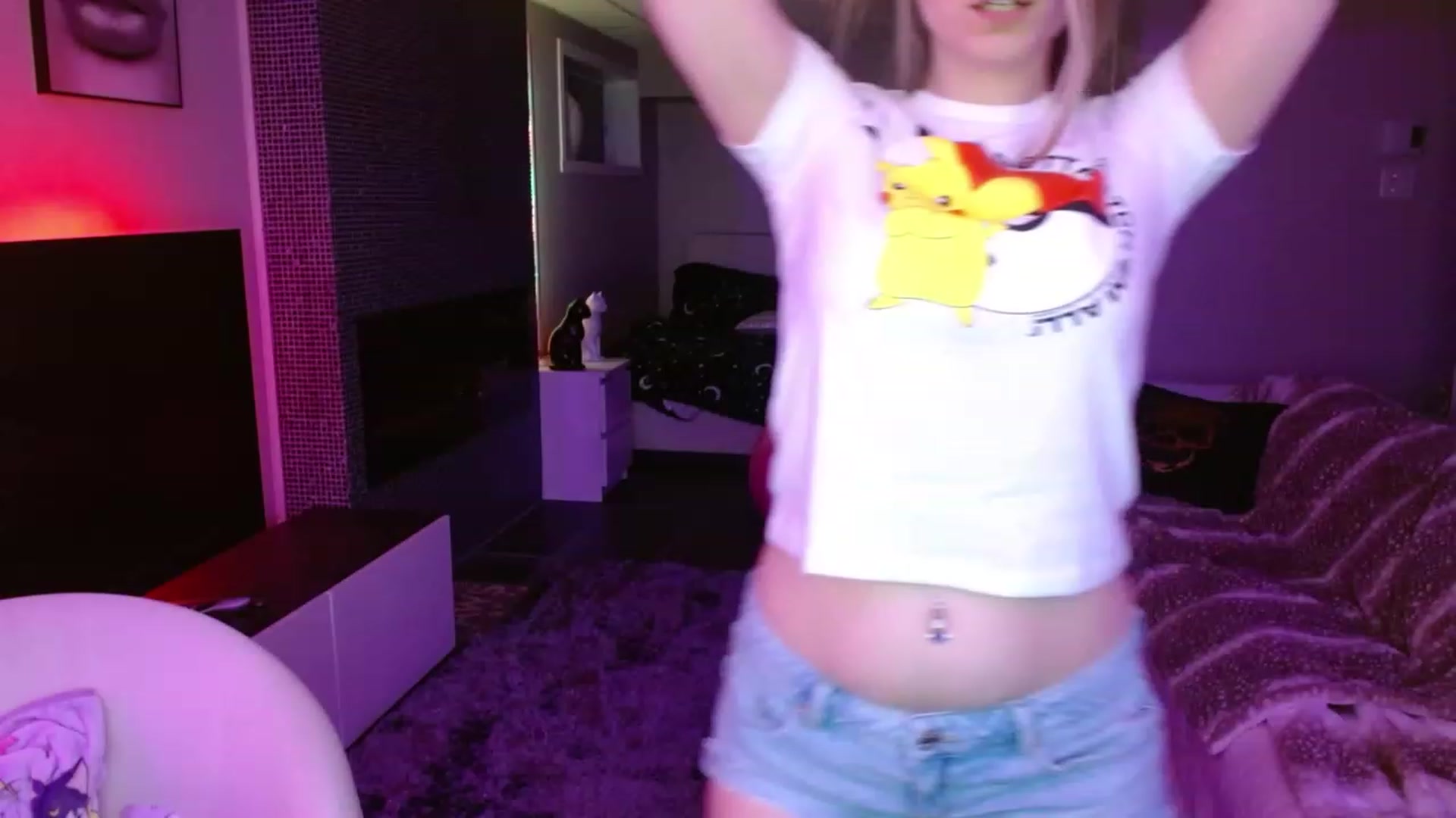 Gallery image thumbnail from Serafina's myfreecams stream on, 02/28/2024, 05:18 image 13 of 20