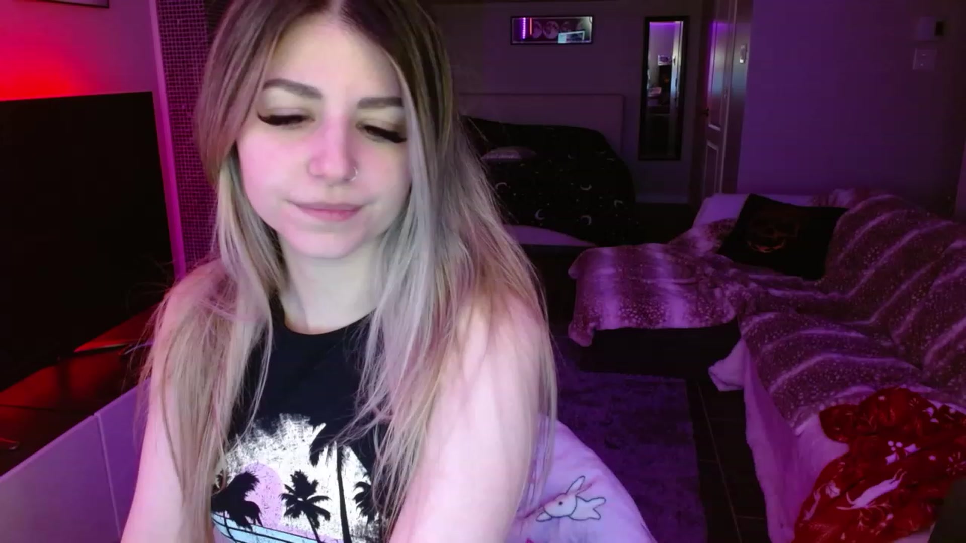 Gallery image thumbnail from Serafina's myfreecams stream on, 02/29/2024, 03:46 image 7 of 20