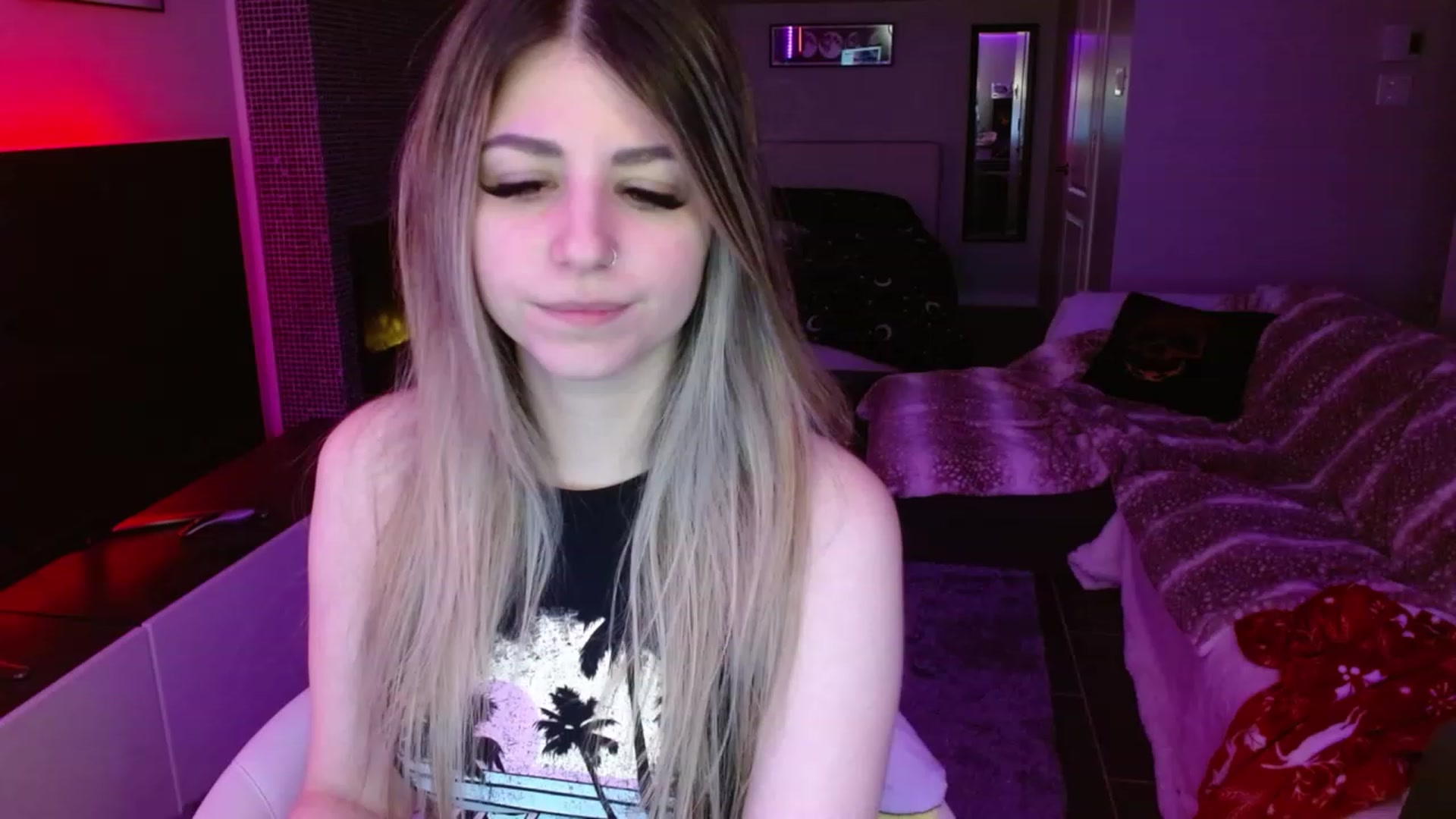 Gallery image thumbnail from Serafina's myfreecams stream on, 02/29/2024, 03:46 image 5 of 20