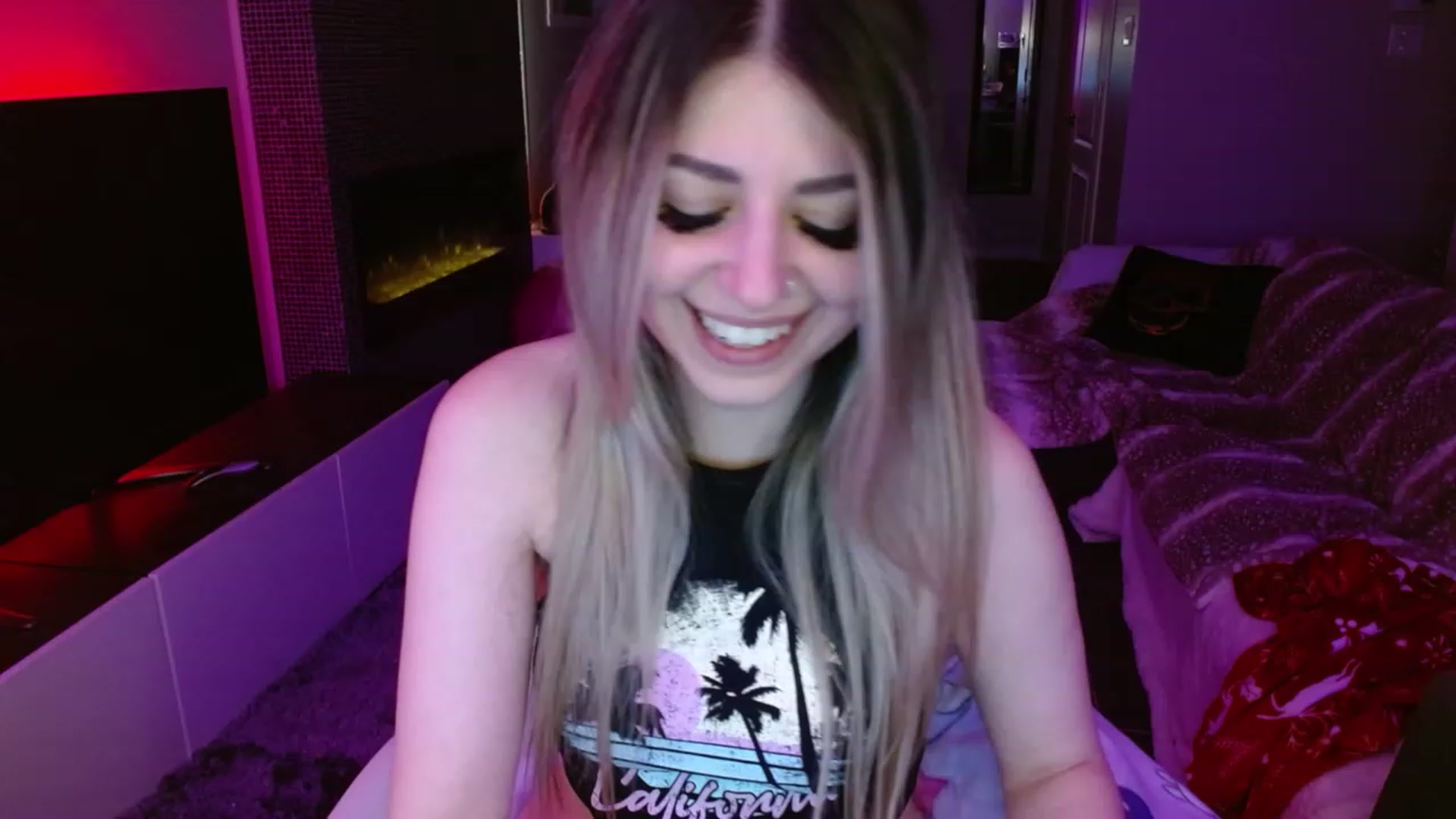 Gallery image thumbnail from Serafina's myfreecams stream on, 02/29/2024, 04:57 image 2 of 20
