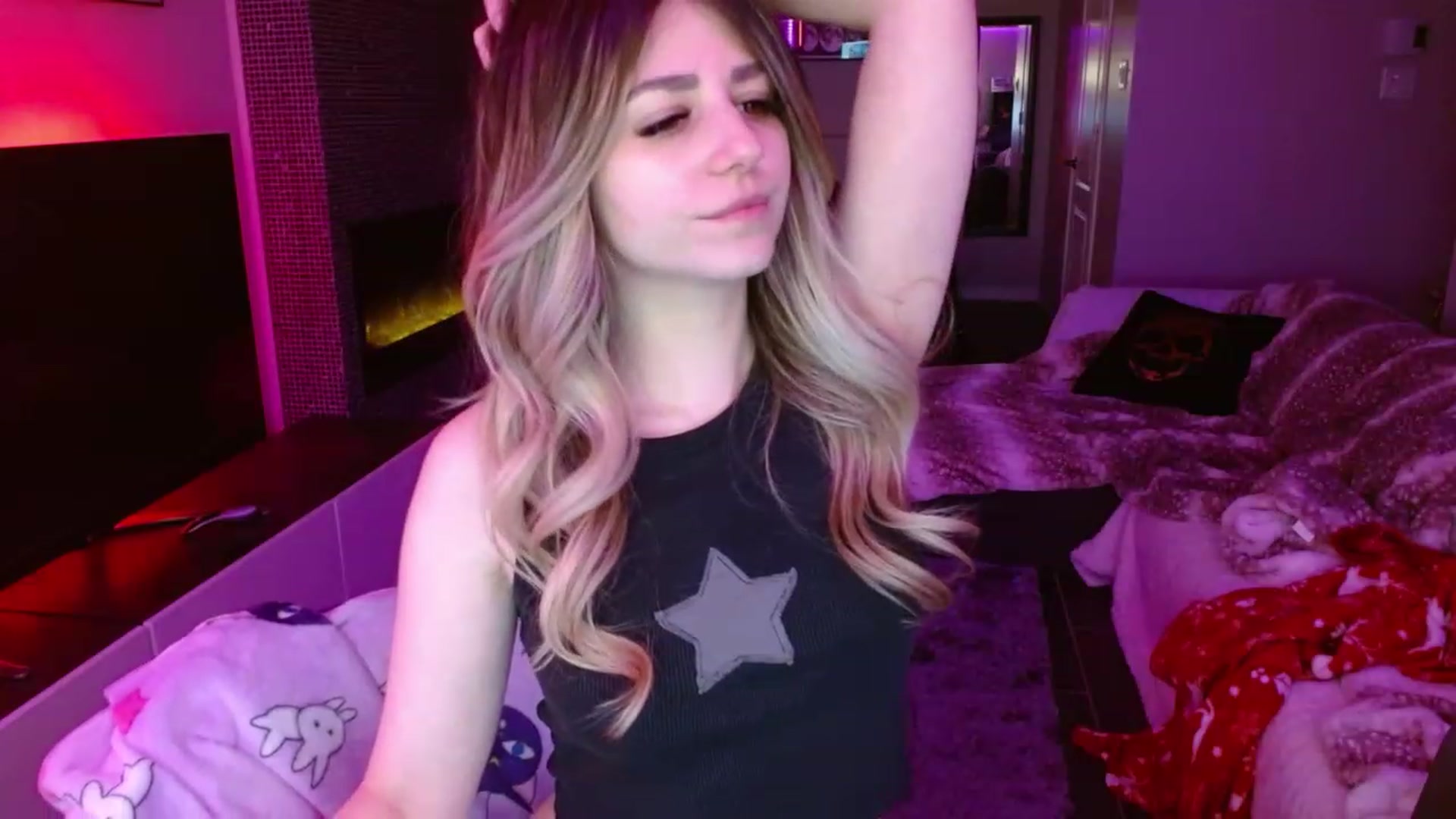 Gallery image thumbnail from Serafina's myfreecams stream on, 03/04/2024, 05:16 image 20 of 20