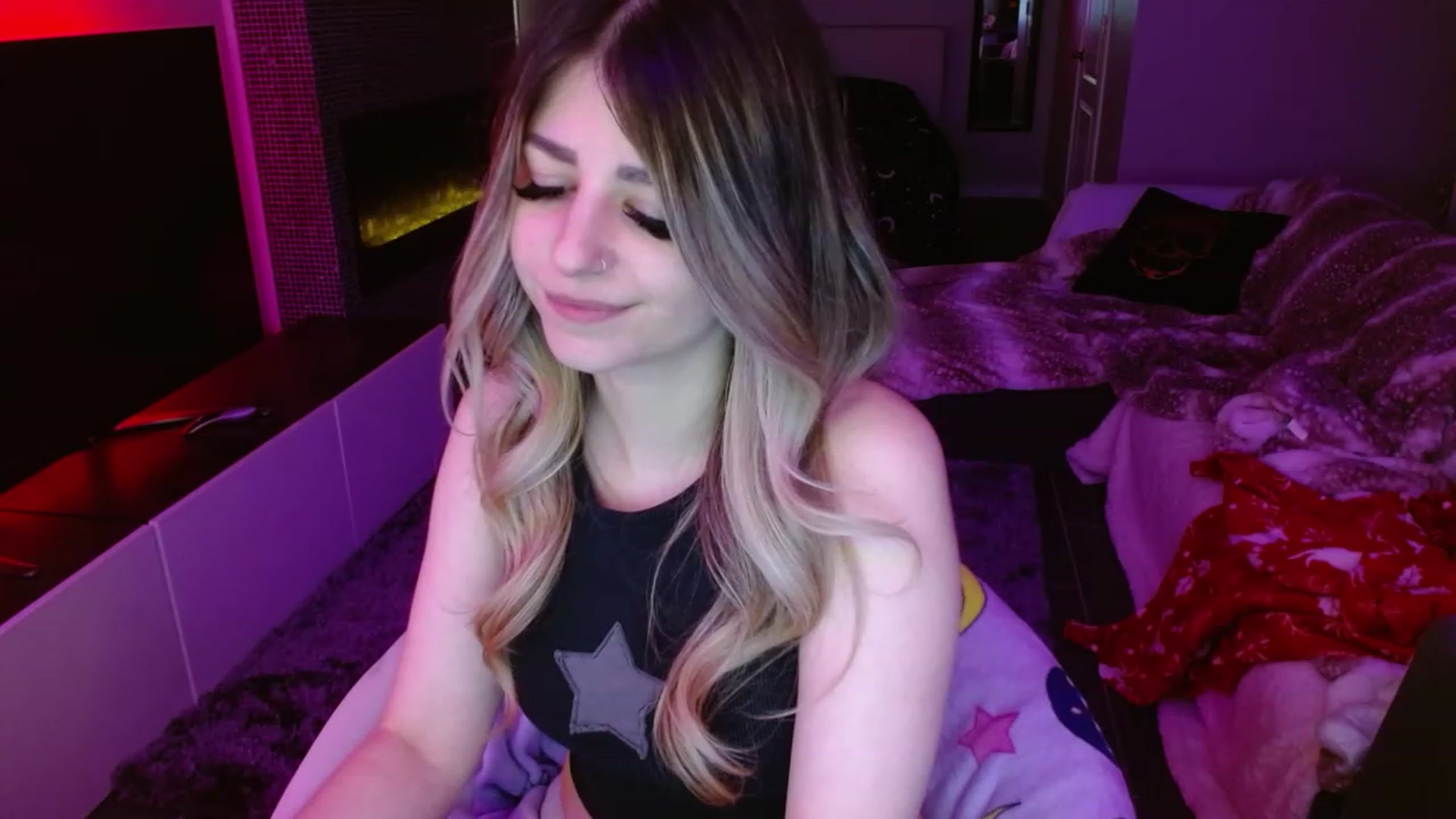Gallery image thumbnail from Serafina's myfreecams stream on, 03/04/2024, 05:16 image 19 of 20