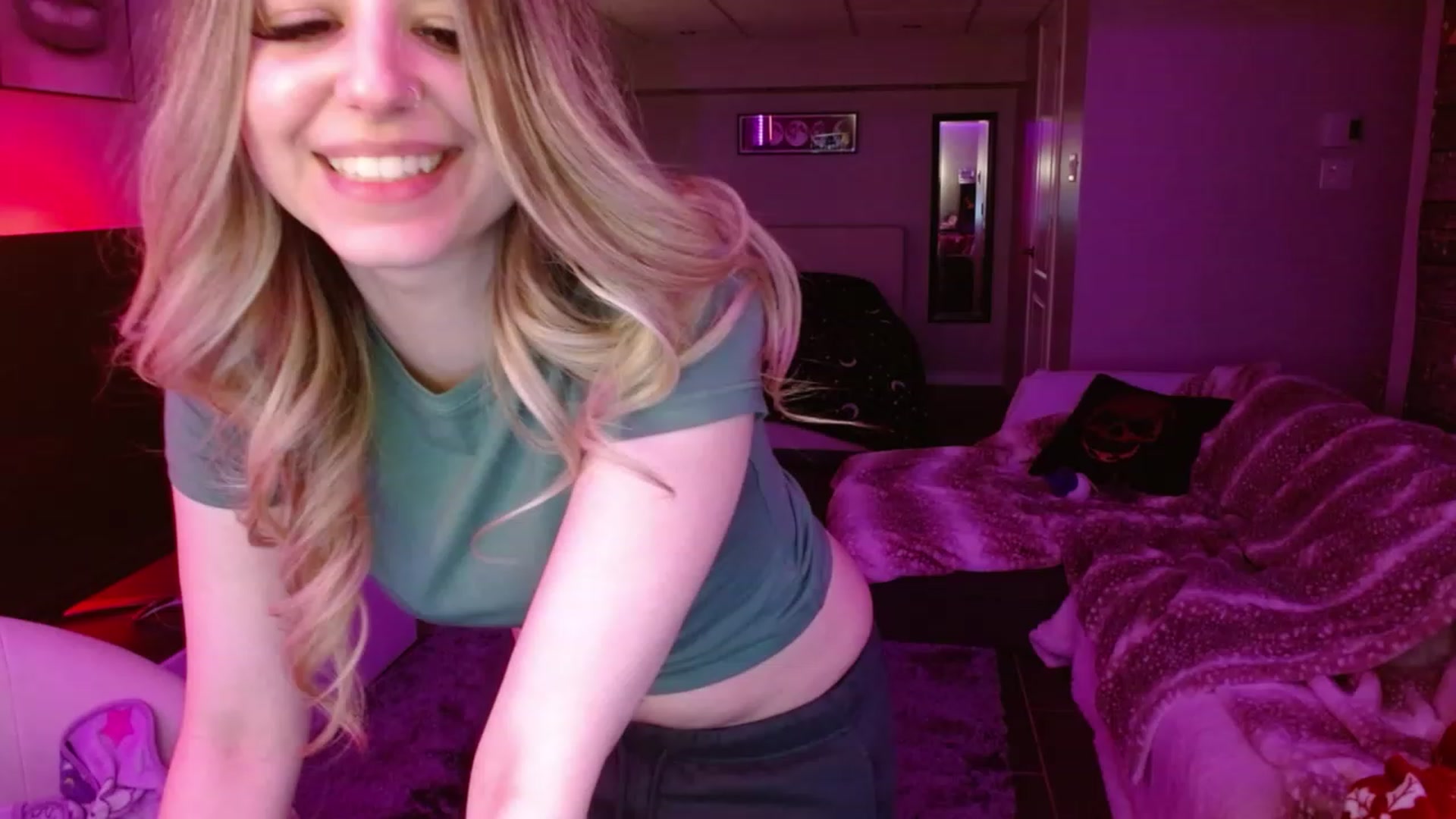 Gallery image thumbnail from Serafina's myfreecams stream on, 03/06/2024, 02:46 image 3 of 20