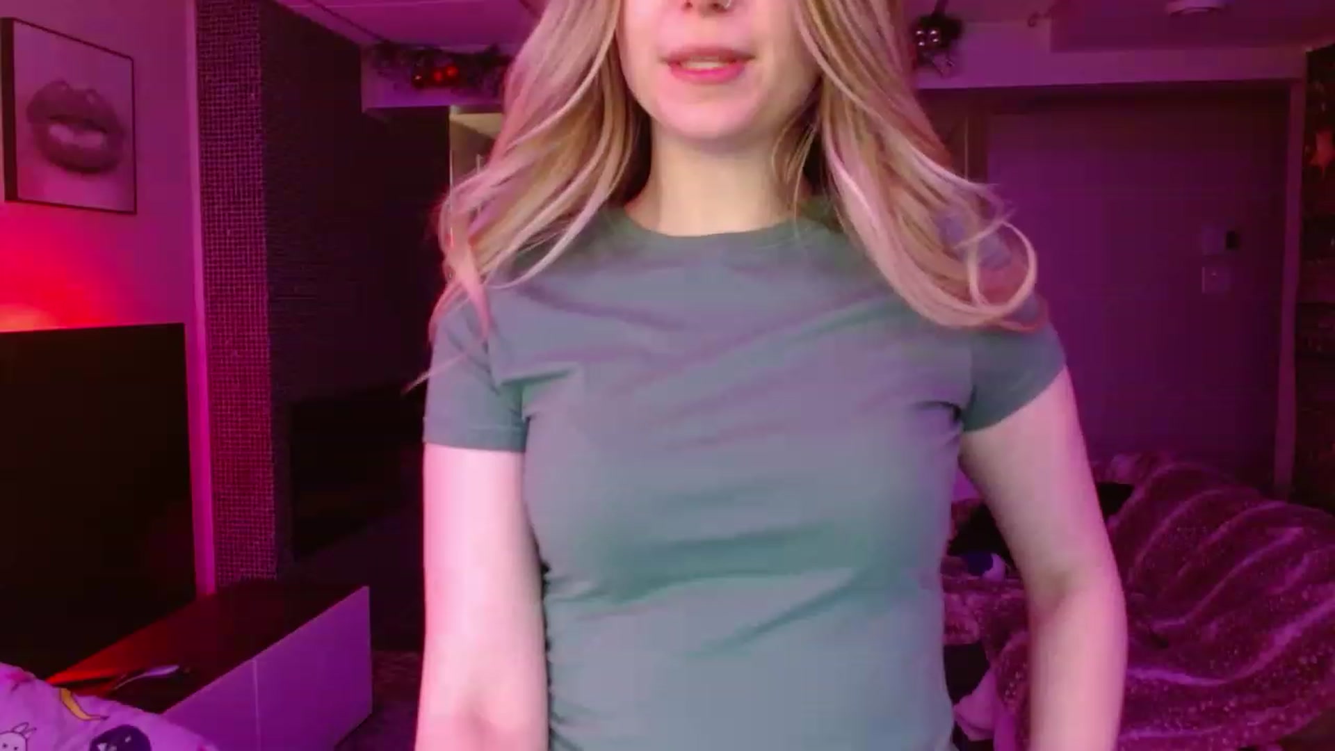 Gallery image thumbnail from Serafina's myfreecams stream on, 03/06/2024, 02:46 image 20 of 20