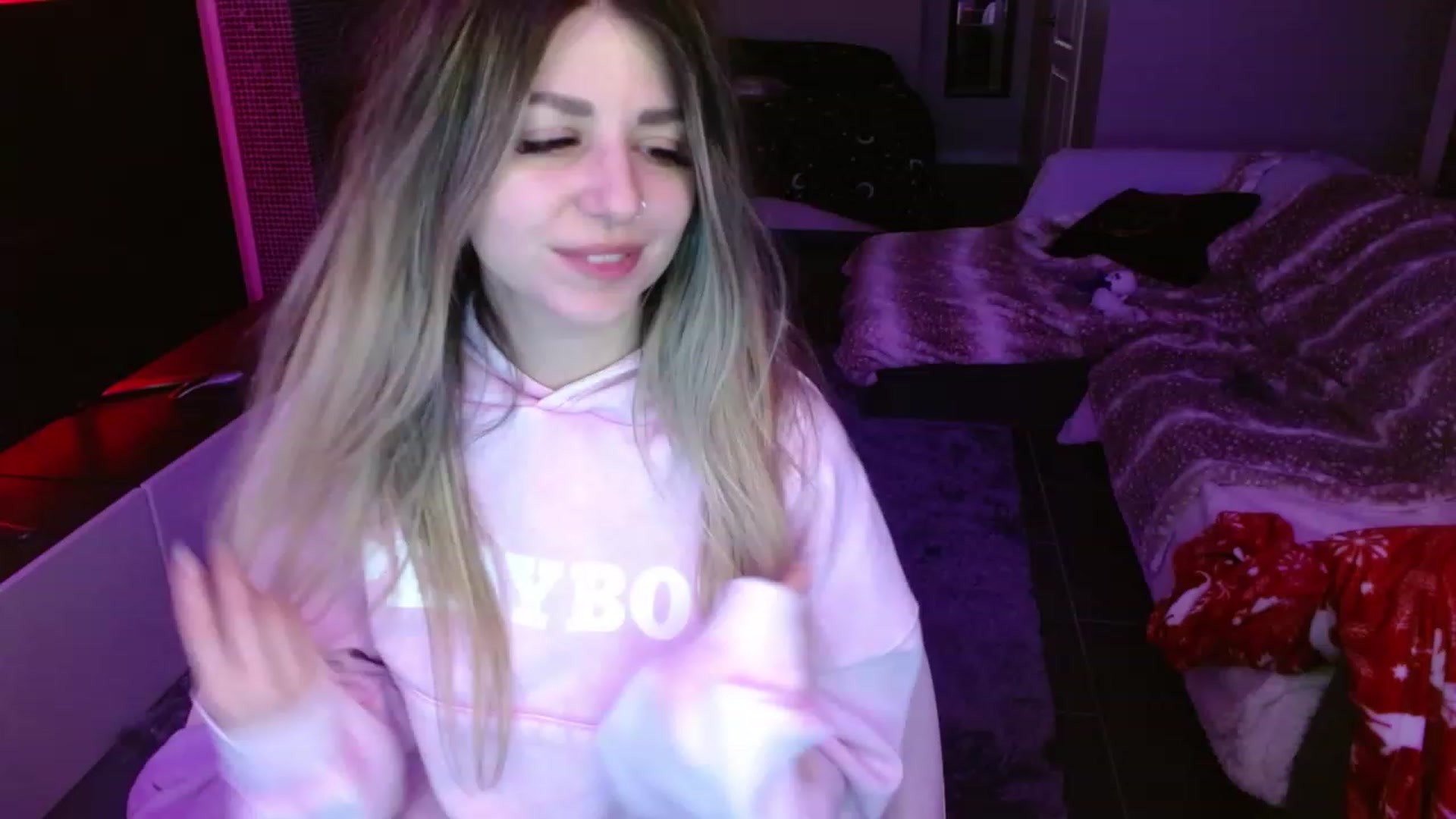 Gallery image thumbnail from Serafina's myfreecams stream on, 03/16/2024, 04:44 image 11 of 20