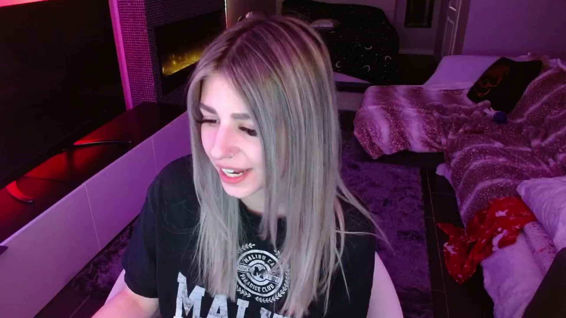 Gallery image thumbnail from Serafina's myfreecams stream on, 03/20/2024, 06:59 image 13 of 20