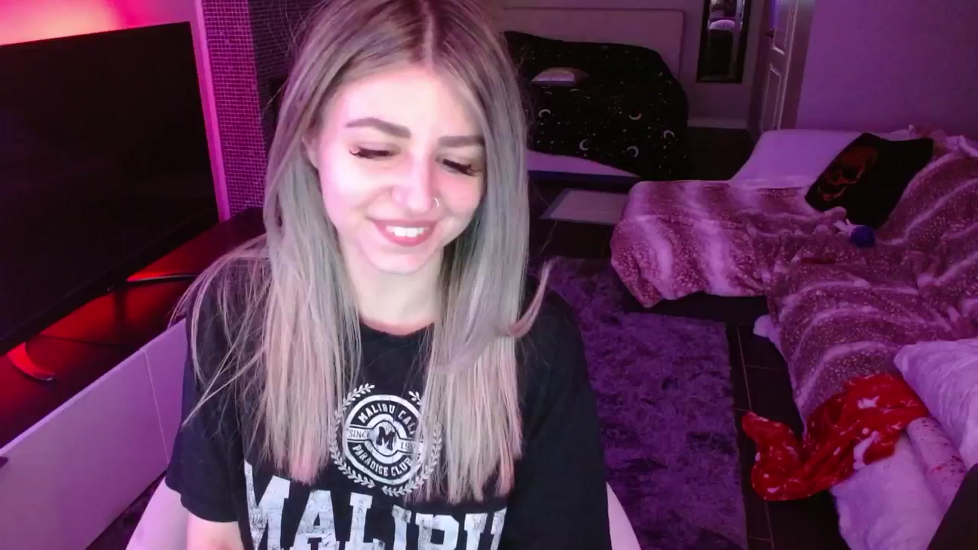 Gallery image thumbnail from Serafina's myfreecams stream on, 03/20/2024, 06:59 image 3 of 20