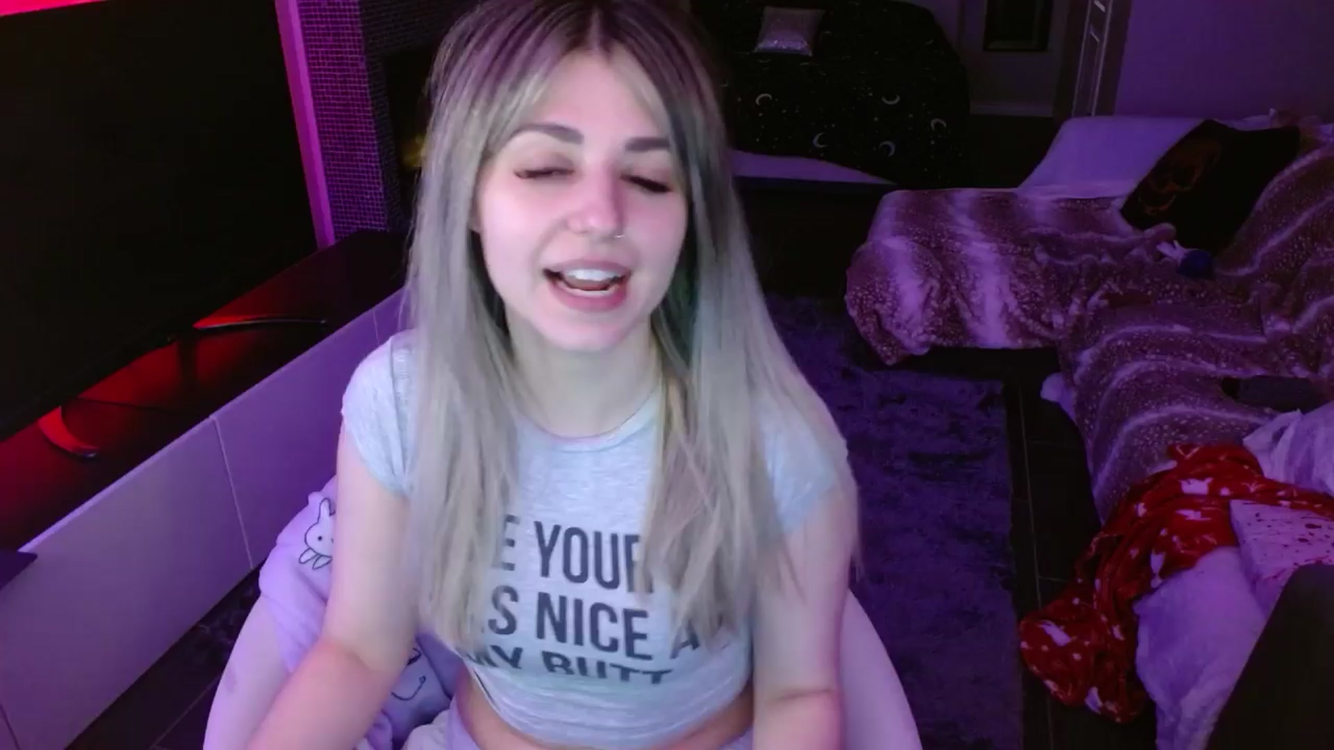 Gallery image thumbnail from Serafina's myfreecams stream on, 03/23/2024, 04:54 image 16 of 20