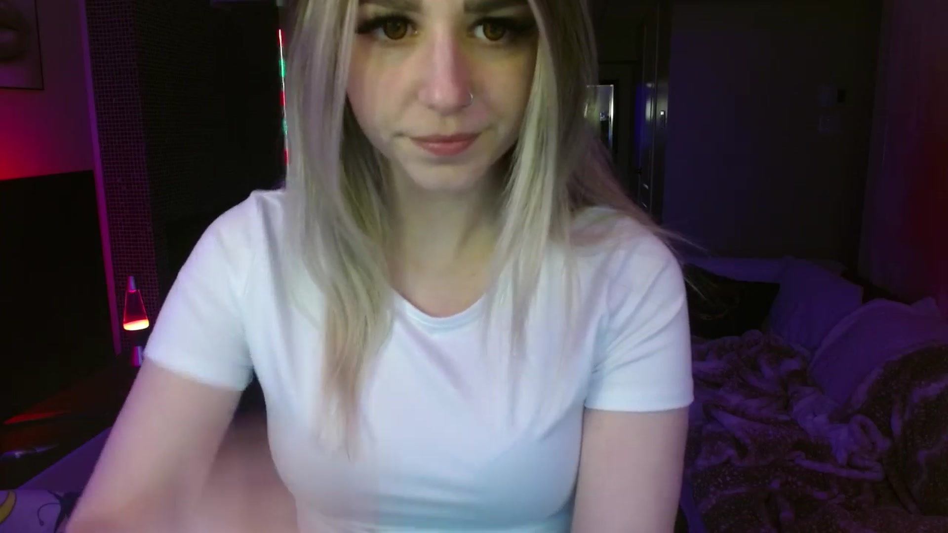 Gallery image thumbnail from Serafina's myfreecams stream on, 04/06/2024, 01:48 image 2 of 20