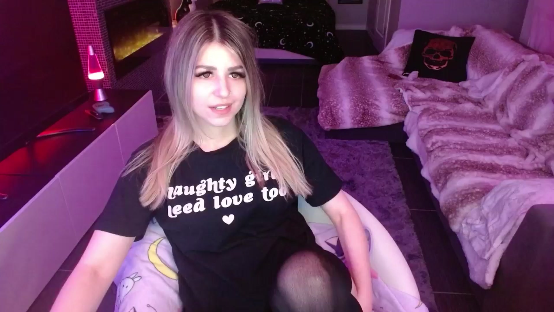 Gallery image thumbnail from Serafina's myfreecams stream on, 04/12/2024, 02:42 image 8 of 20