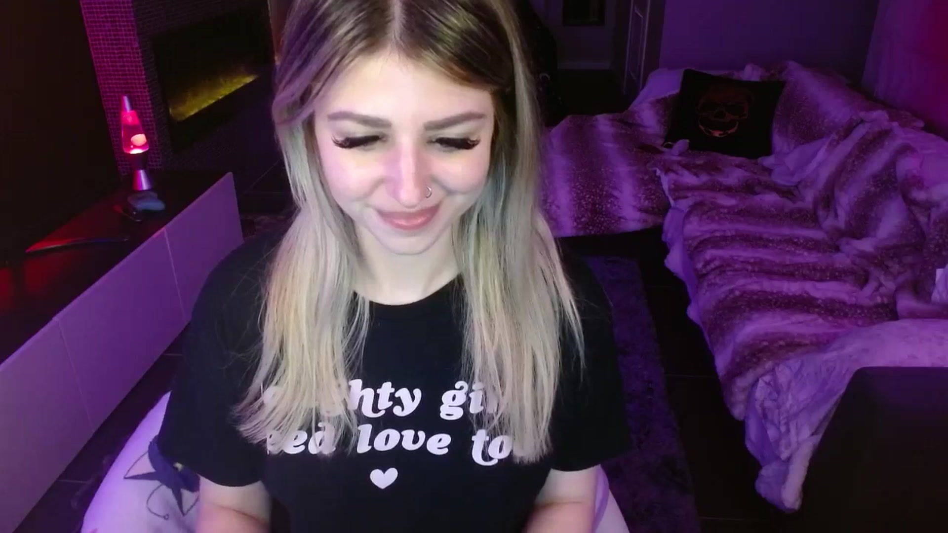 Gallery image thumbnail from Serafina's myfreecams stream on, 04/12/2024, 05:16 image 18 of 20