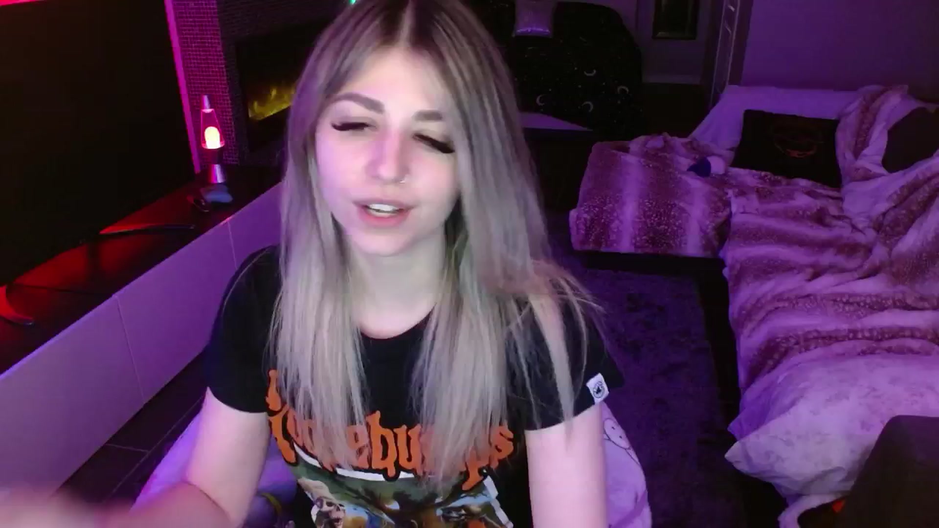 Gallery image thumbnail from Serafina's myfreecams stream on, 04/28/2024, 02:38 image 18 of 20