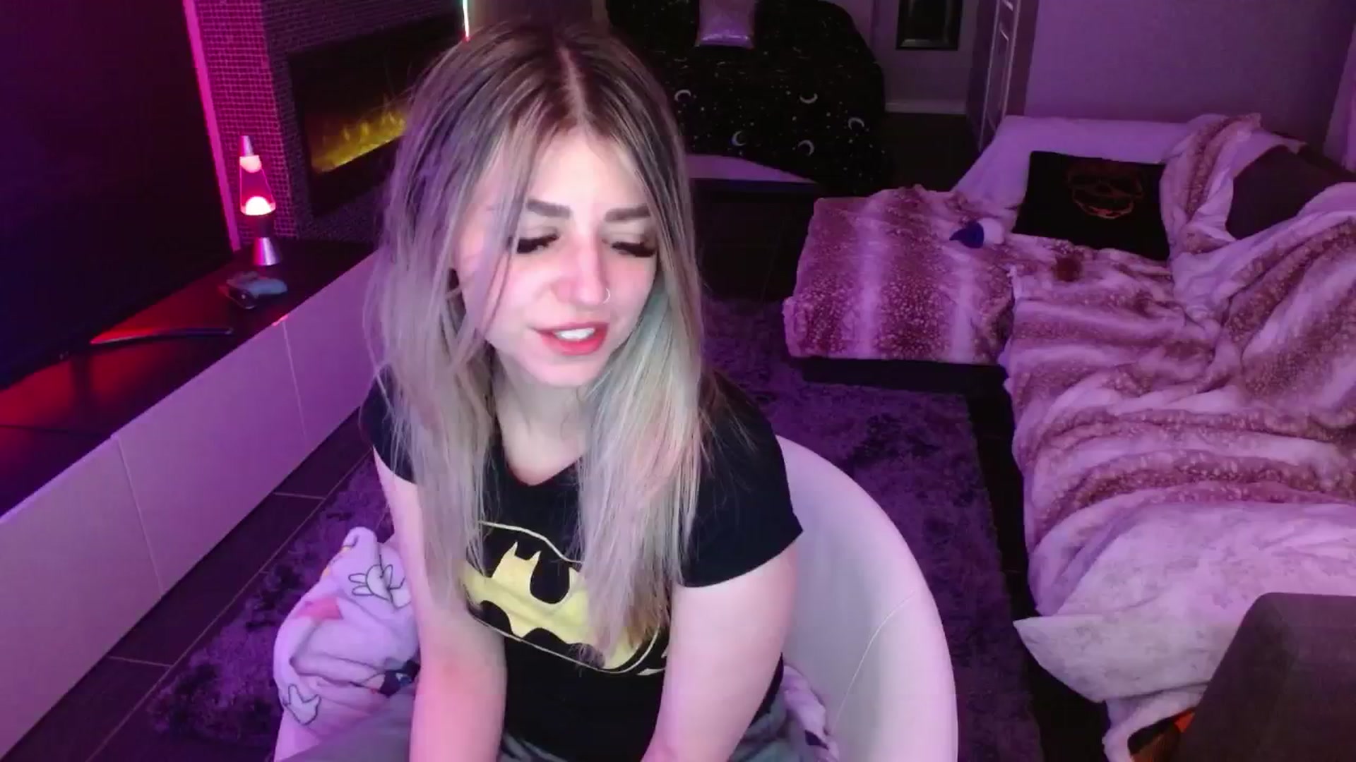Gallery image thumbnail from Serafina's myfreecams stream on, 04/29/2024, 06:02 image 3 of 20
