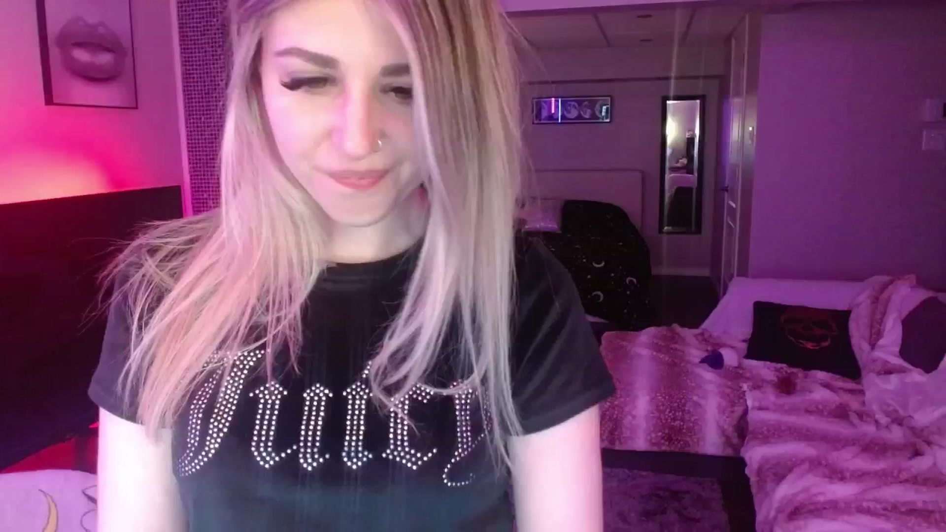 Gallery image thumbnail from Serafina's myfreecams stream on, 05/02/2024, 03:35 image 7 of 20