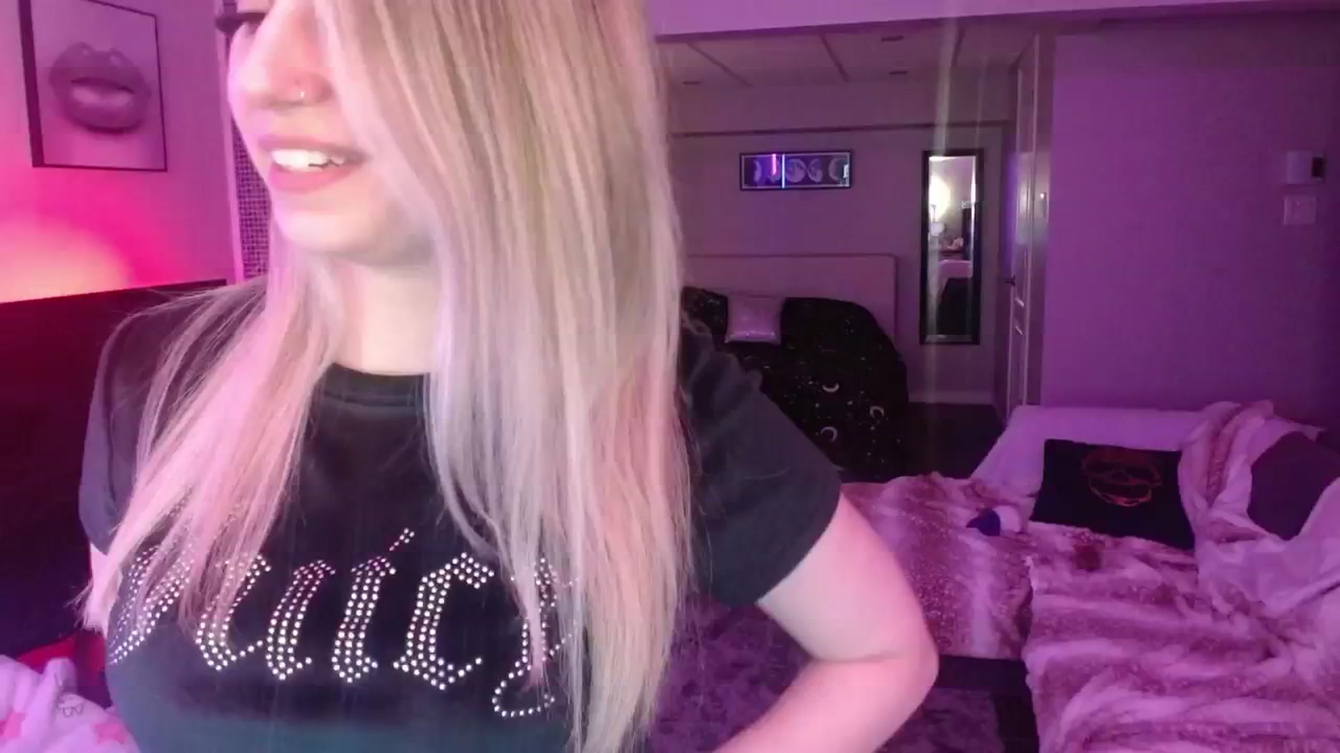 Gallery image thumbnail from Serafina's myfreecams stream on, 05/02/2024, 03:35 image 11 of 20