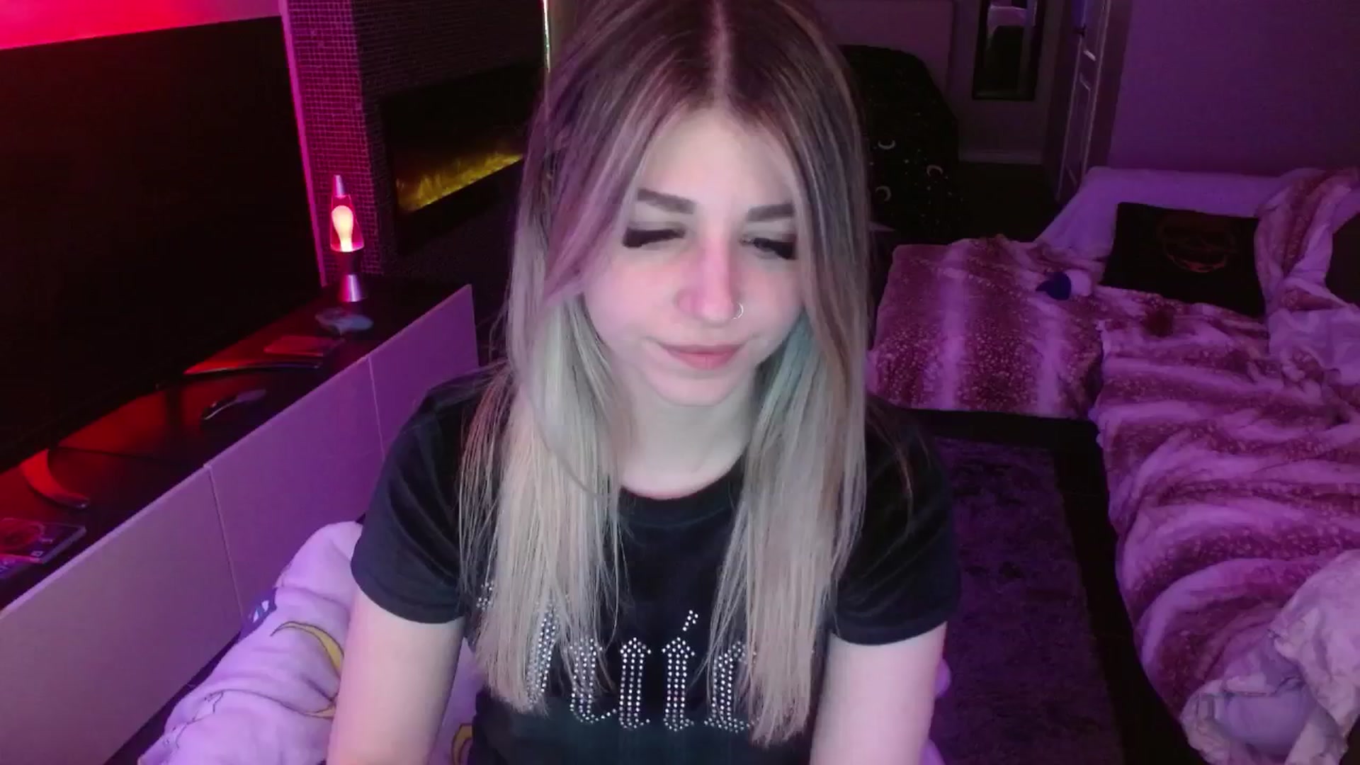 Gallery image thumbnail from Serafina's myfreecams stream on, 05/02/2024, 03:35 image 19 of 20