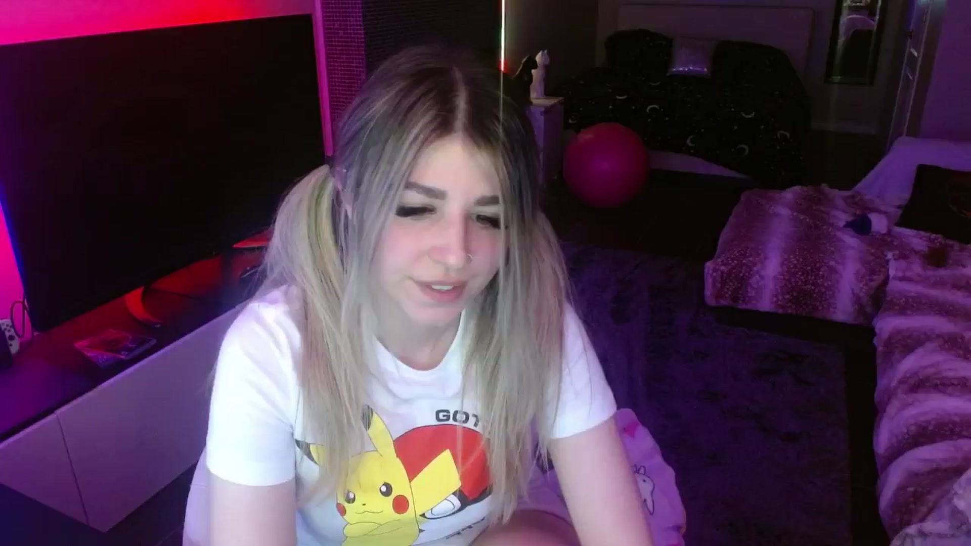 Gallery image thumbnail from Serafina's myfreecams stream on, 05/03/2024, 05:11 image 8 of 20