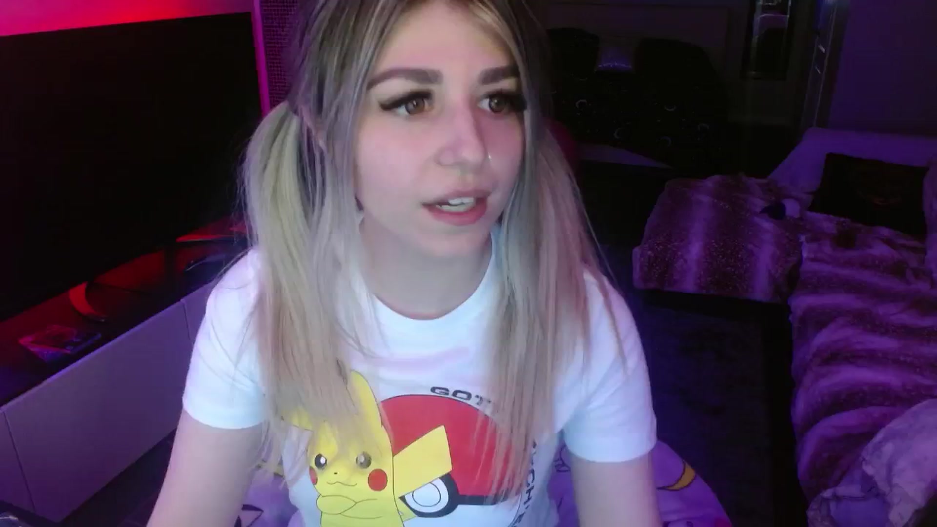 Gallery image thumbnail from Serafina's myfreecams stream on, 05/03/2024, 05:11 image 1 of 20
