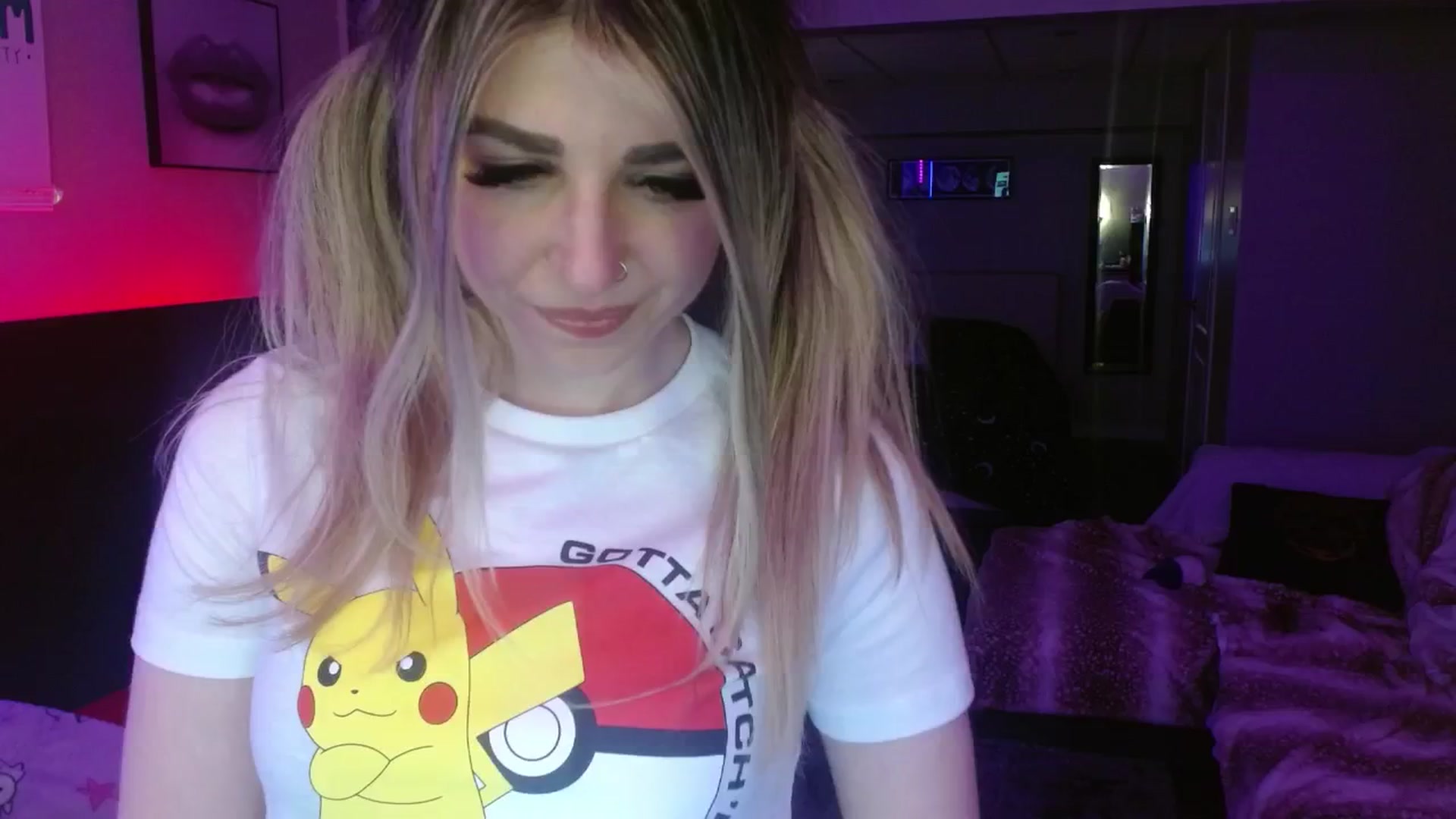 Gallery image thumbnail from Serafina's myfreecams stream on, 05/03/2024, 05:11 image 14 of 20