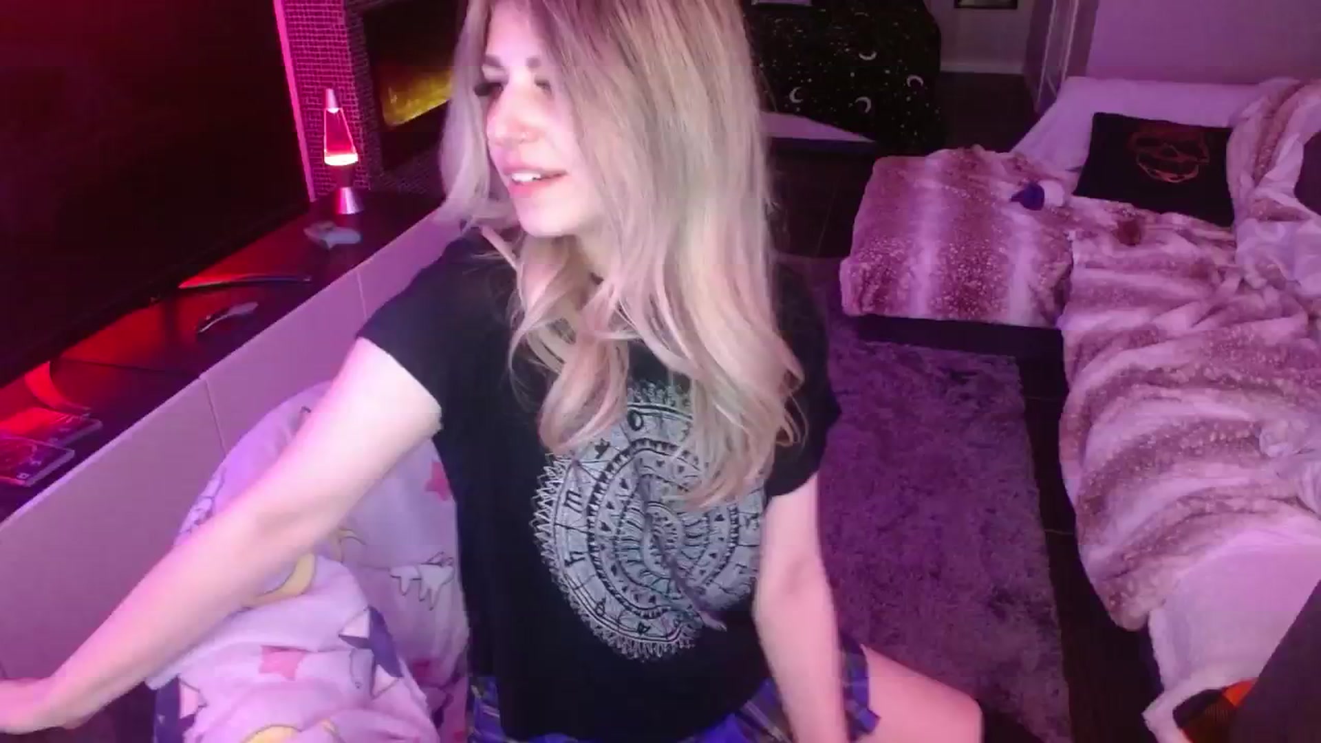 Gallery image thumbnail from Serafina's myfreecams stream on, 05/04/2024, 03:50 image 19 of 20