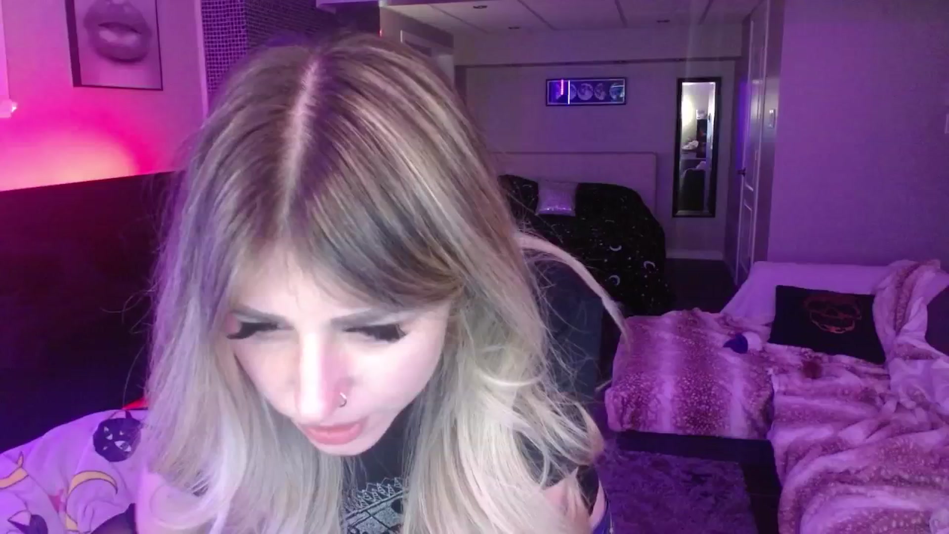 Gallery image thumbnail from Serafina's myfreecams stream on, 05/04/2024, 03:50 image 4 of 20