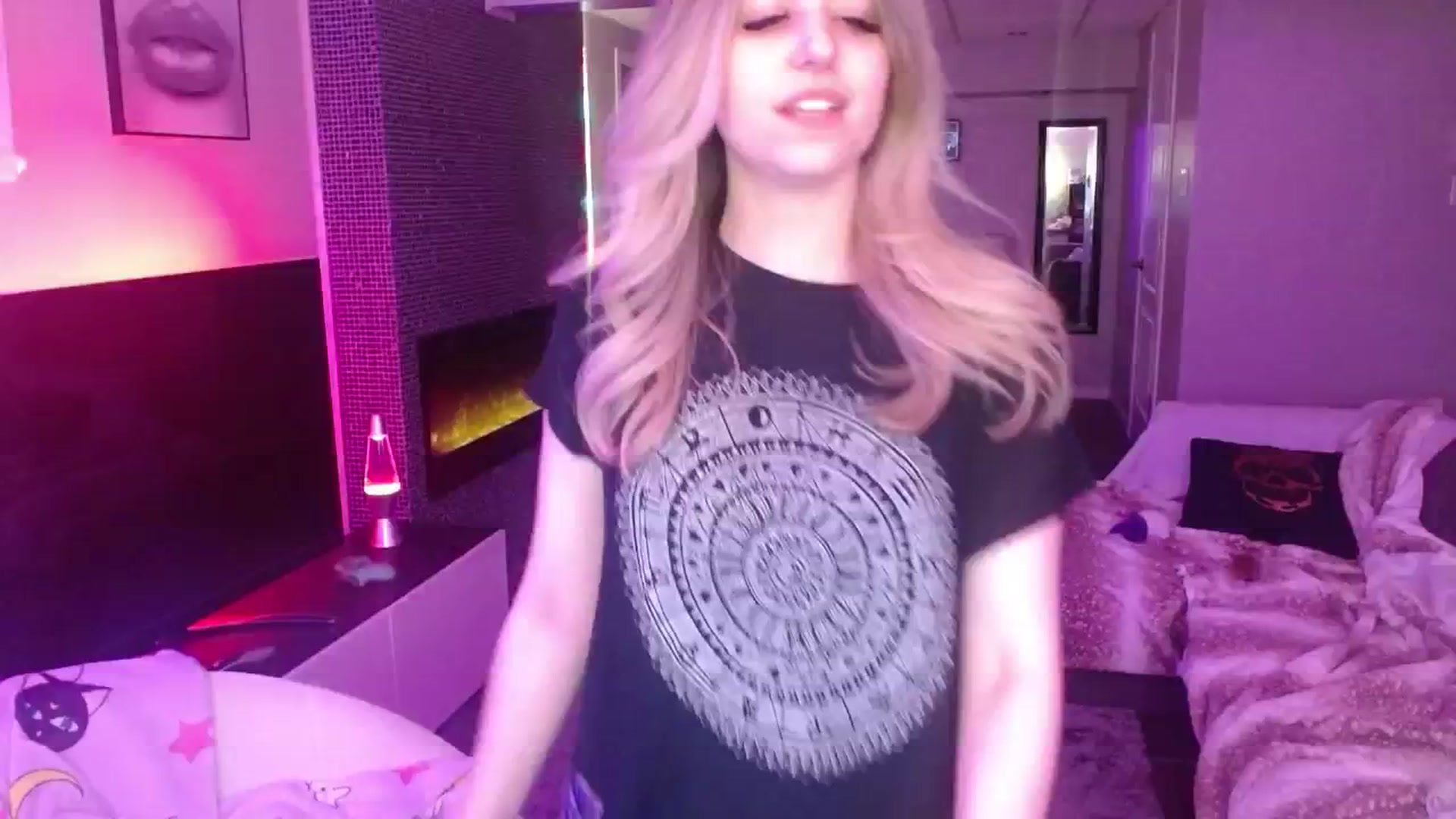 Gallery image thumbnail from Serafina's myfreecams stream on, 05/04/2024, 03:50 image 5 of 20