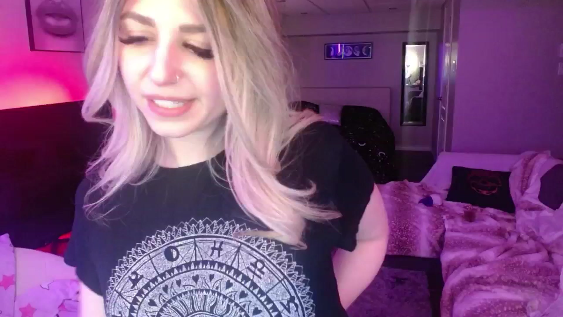 Gallery image thumbnail from Serafina's myfreecams stream on, 05/04/2024, 04:08 image 3 of 20