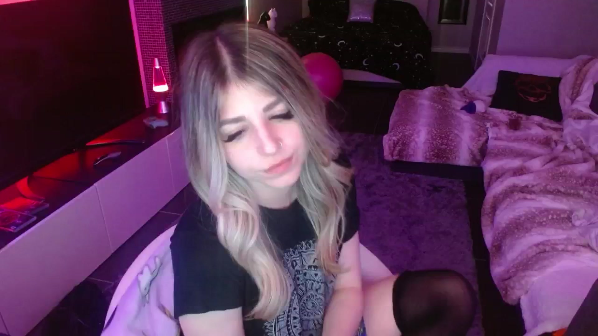 Gallery image thumbnail from Serafina's myfreecams stream on, 05/04/2024, 04:08 image 15 of 20