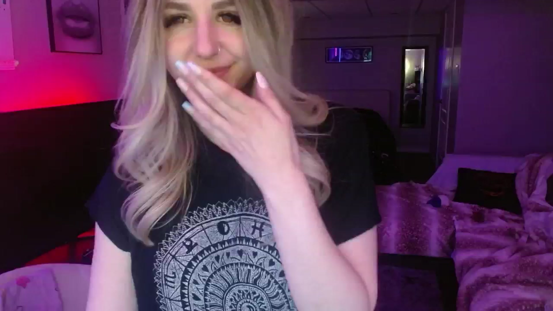Gallery image thumbnail from Serafina's myfreecams stream on, 05/04/2024, 05:49 image 11 of 20