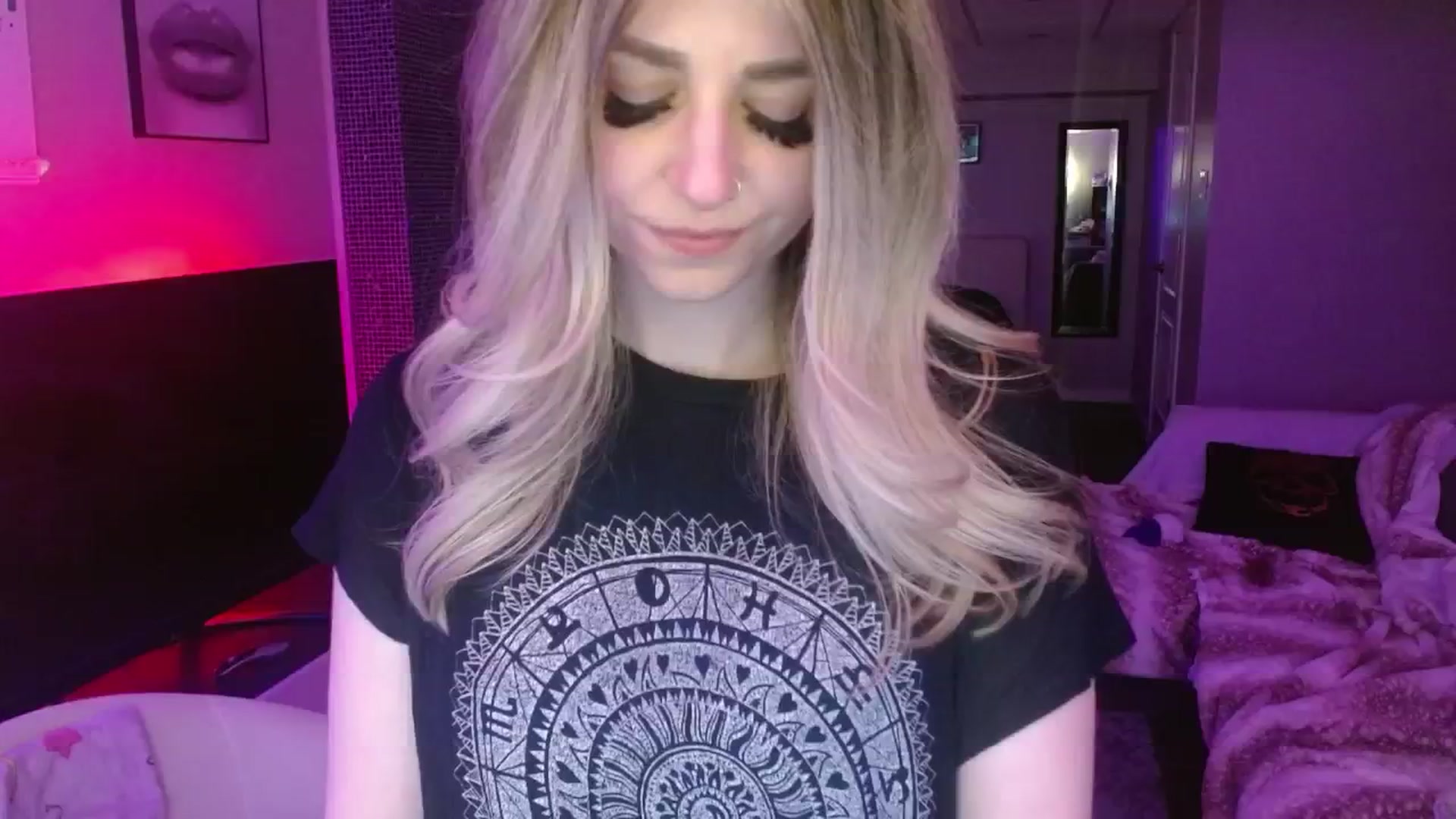 Gallery image thumbnail from Serafina's myfreecams stream on, 05/04/2024, 05:49 image 10 of 20