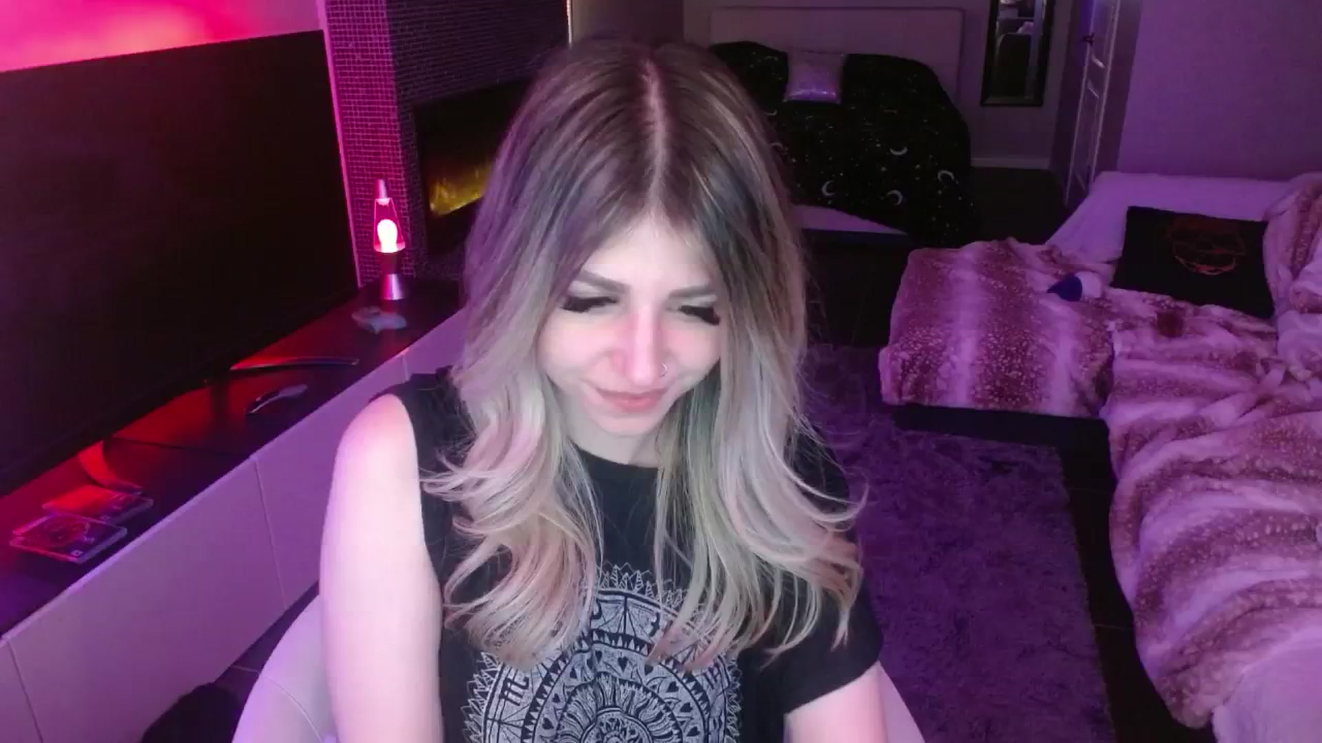 Gallery image thumbnail from Serafina's myfreecams stream on, 05/04/2024, 05:49 image 16 of 20