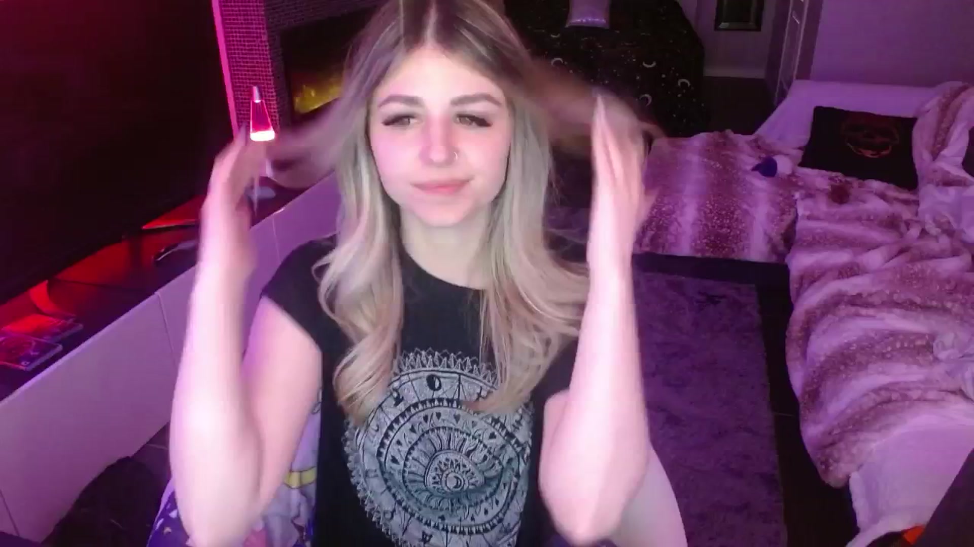 Gallery image thumbnail from Serafina's myfreecams stream on, 05/04/2024, 05:49 image 1 of 20