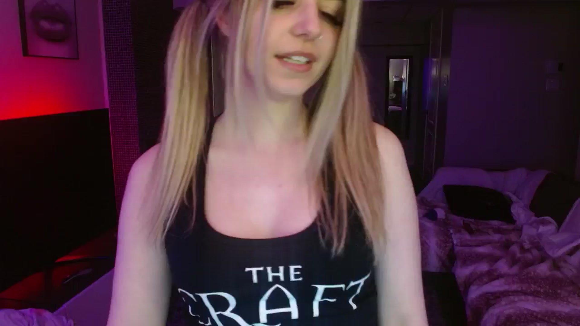 Gallery image thumbnail from Serafina's myfreecams stream on, 05/06/2024, 10:42 image 20 of 20