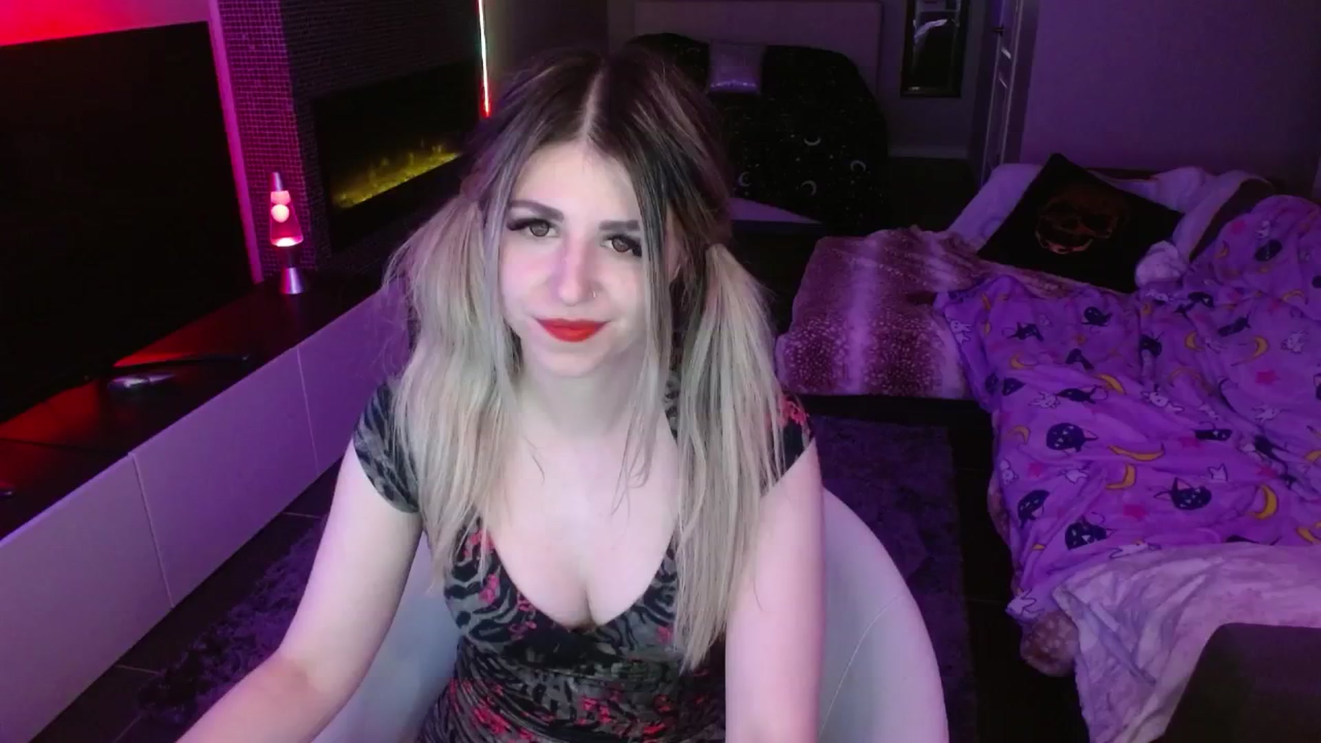 Gallery image thumbnail from Serafina's myfreecams stream on, 05/11/2024, 05:59 image 6 of 20