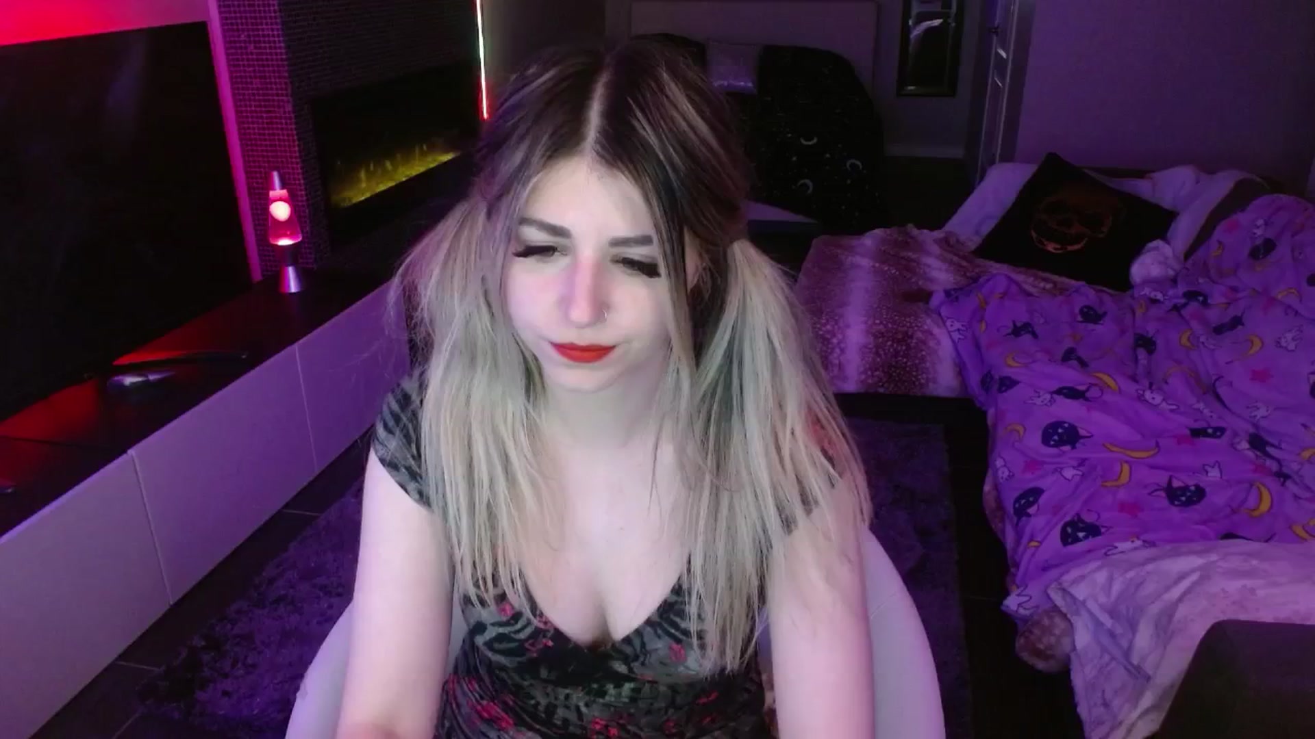 Gallery image thumbnail from Serafina's myfreecams stream on, 05/11/2024, 05:59 image 5 of 20