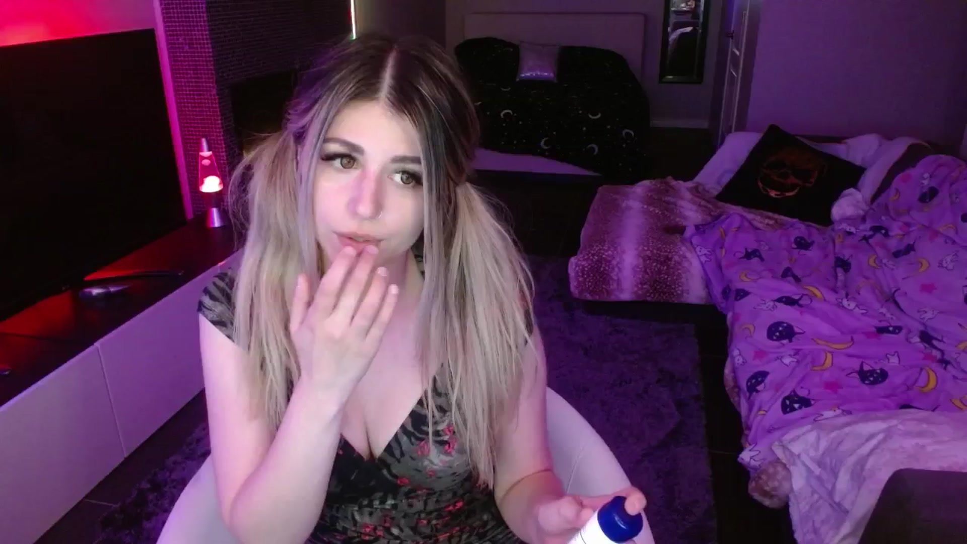 Gallery image thumbnail from Serafina's myfreecams stream on, 05/11/2024, 05:59 image 1 of 20