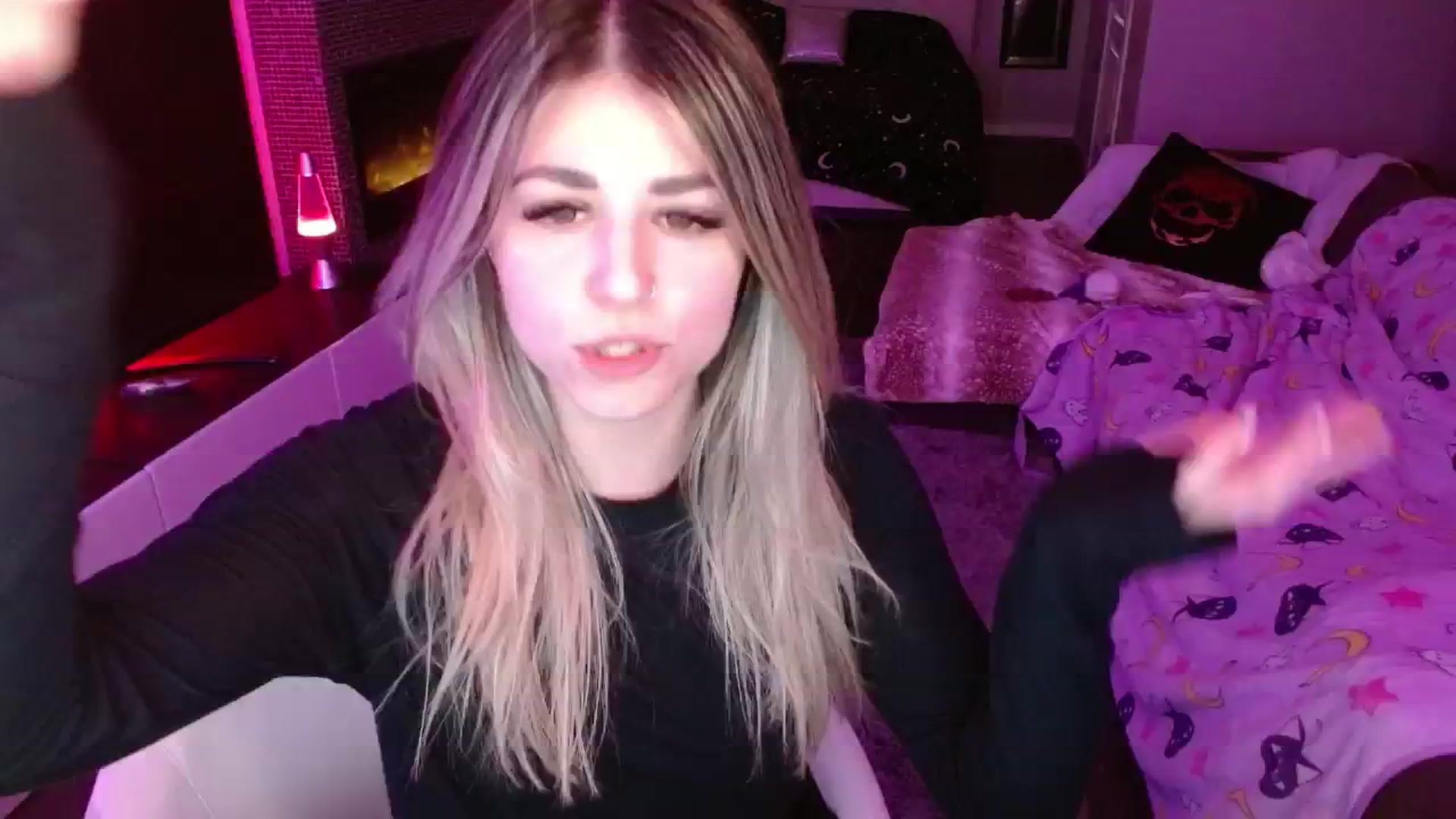 Gallery image thumbnail from Serafina's myfreecams stream on, 05/13/2024, 04:29 image 8 of 20