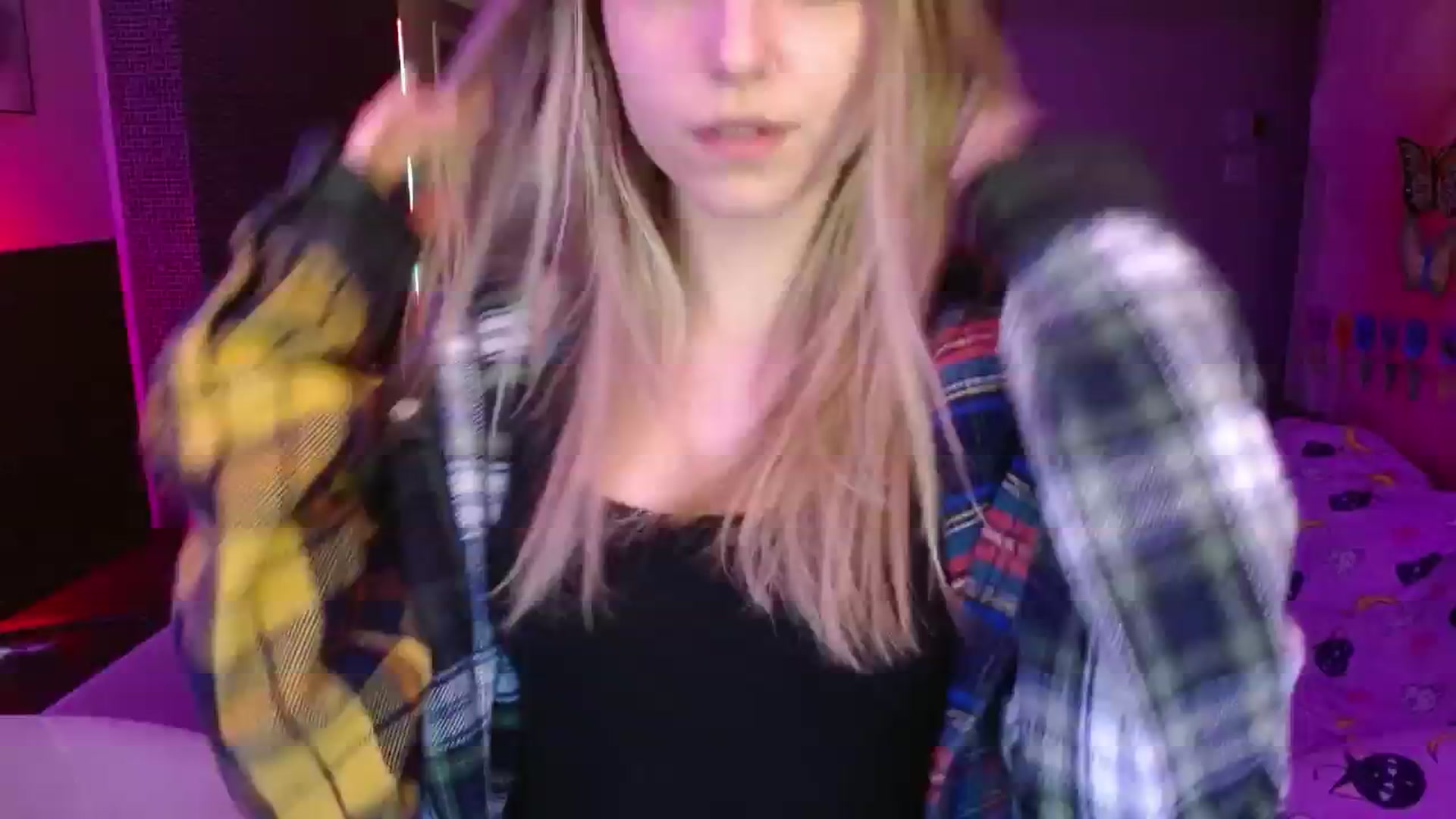 Gallery image thumbnail from Serafina's myfreecams stream on, 05/14/2024, 01:50 image 7 of 20